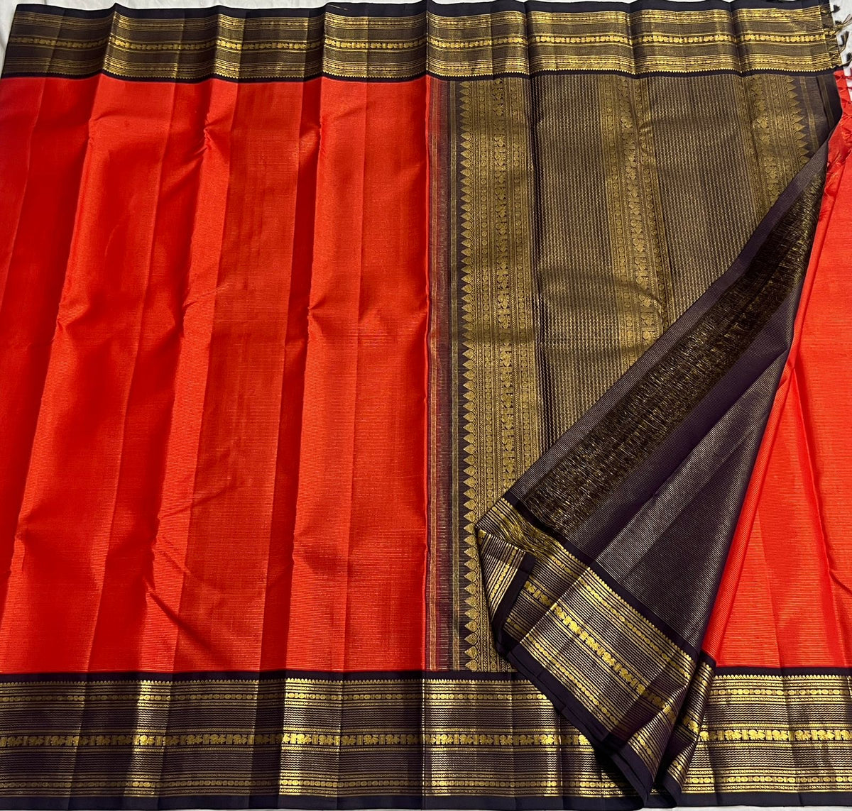 Orange & Dark Brown Combo Vaira Oosi Stripes Vintage Kanjeevaram Saree