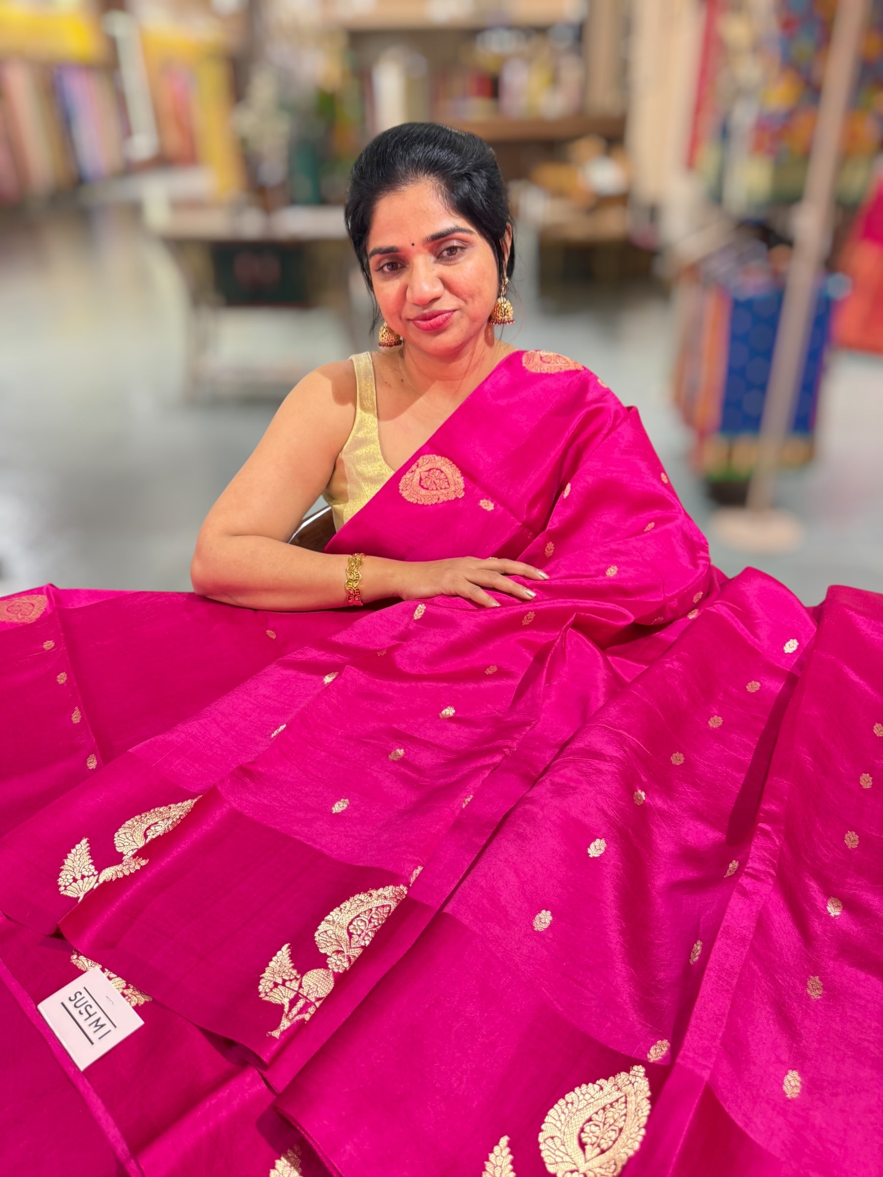 Rani Pink Raw Mangoe Silk Saree with kaduwa woven Motifs on Mashru Borders