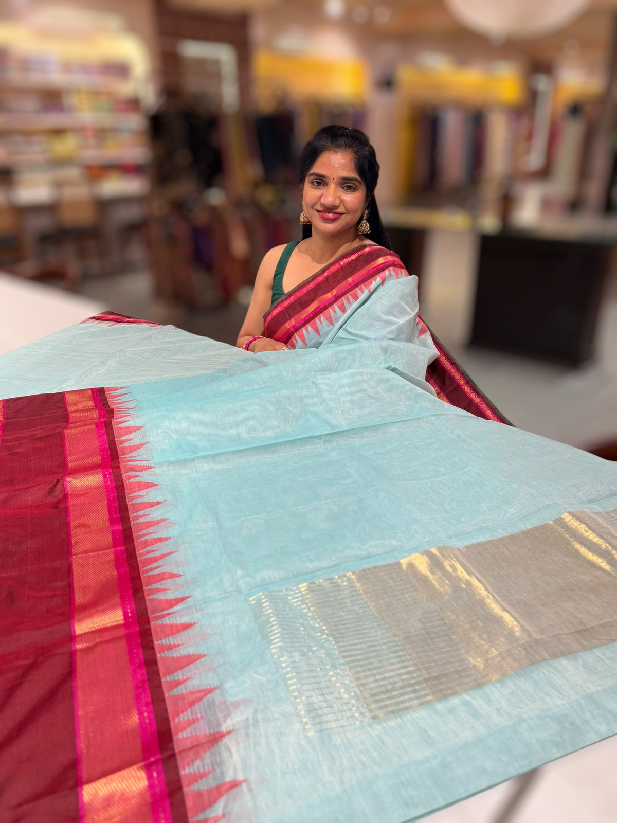 Pastel Blue Ponduru Khadi Saree in 80’s Count with Kanchi Style borders
