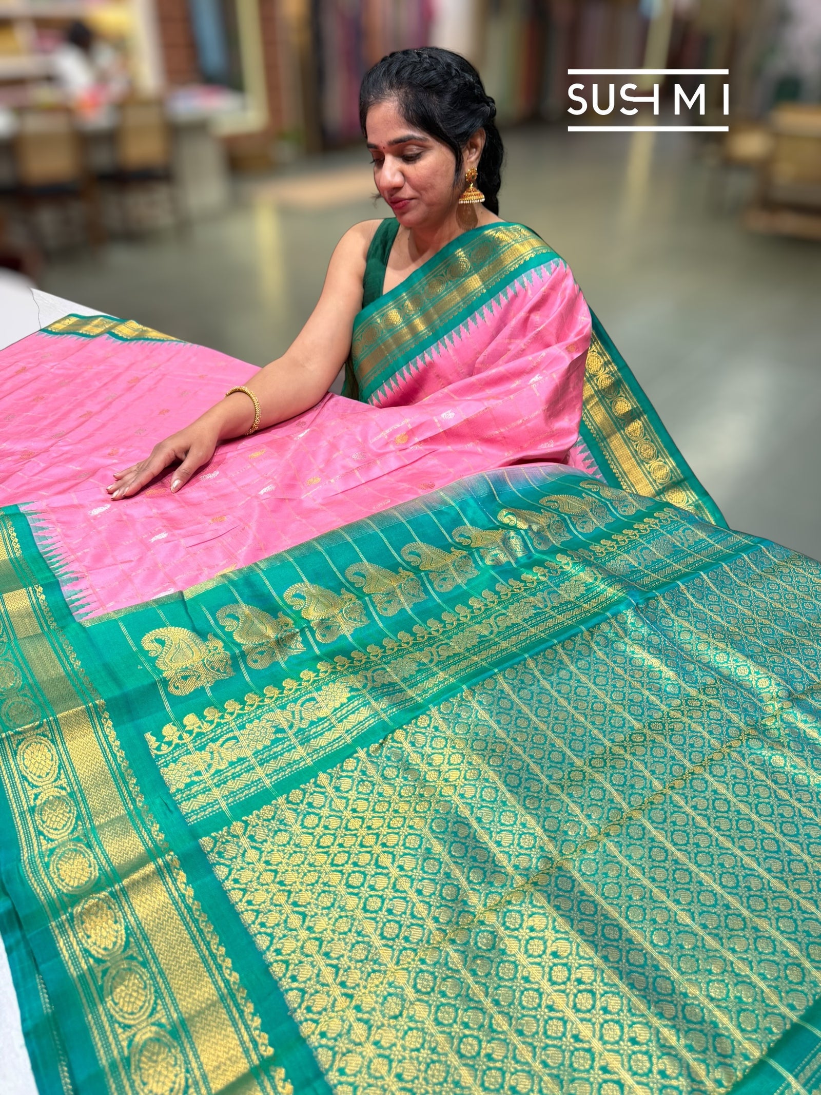 Coral pink vintage checks Gadwal Silk Saree : S62F219
