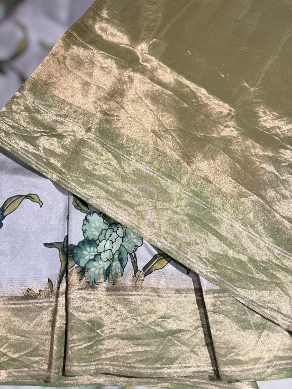 Silverish-Grey Kanjeevaram Designer print saree