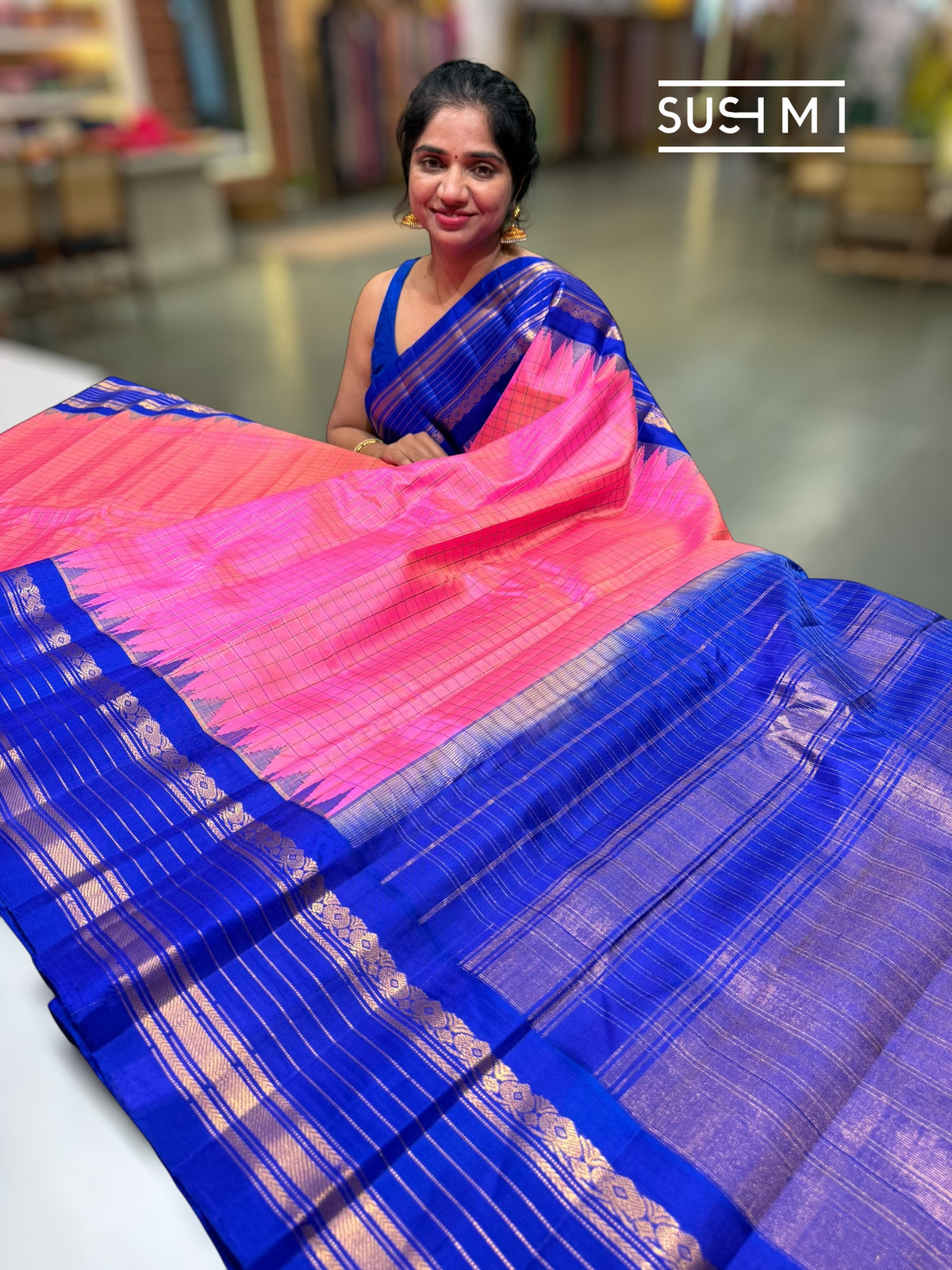 Neon Pink vintage checks Gadwal Silk Saree : S62F216