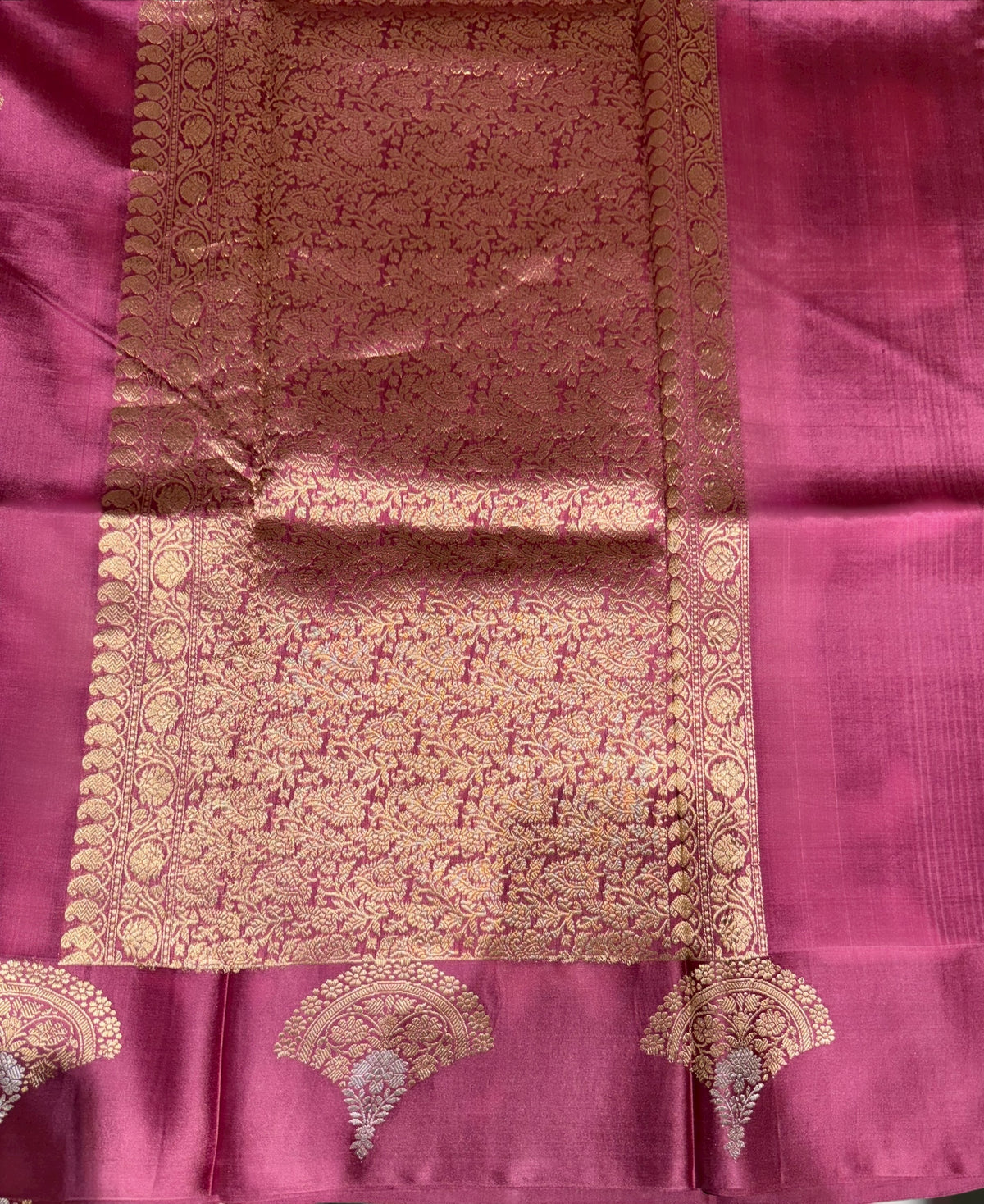 Dark onion pink Poona Silk Saree with kaduwa woven Motifs on Mashru Borders