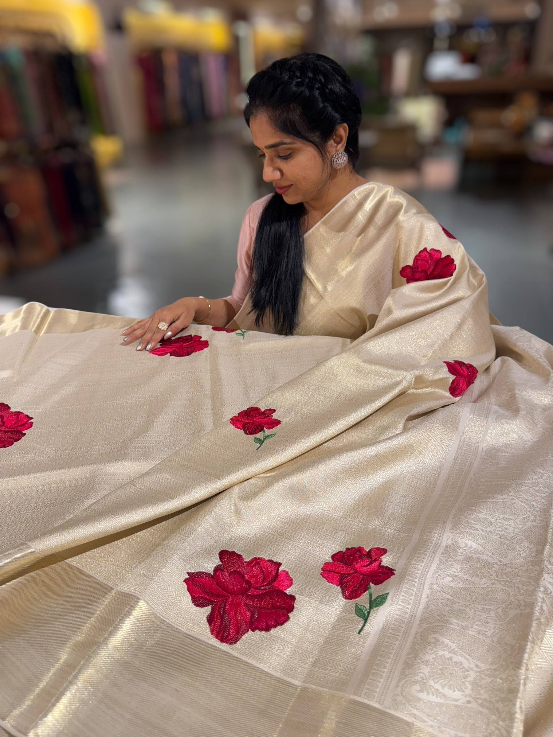 Ivory Banarasi Brocade Kanjeevaram Saree With Hibuscus Floral bunches embroidery