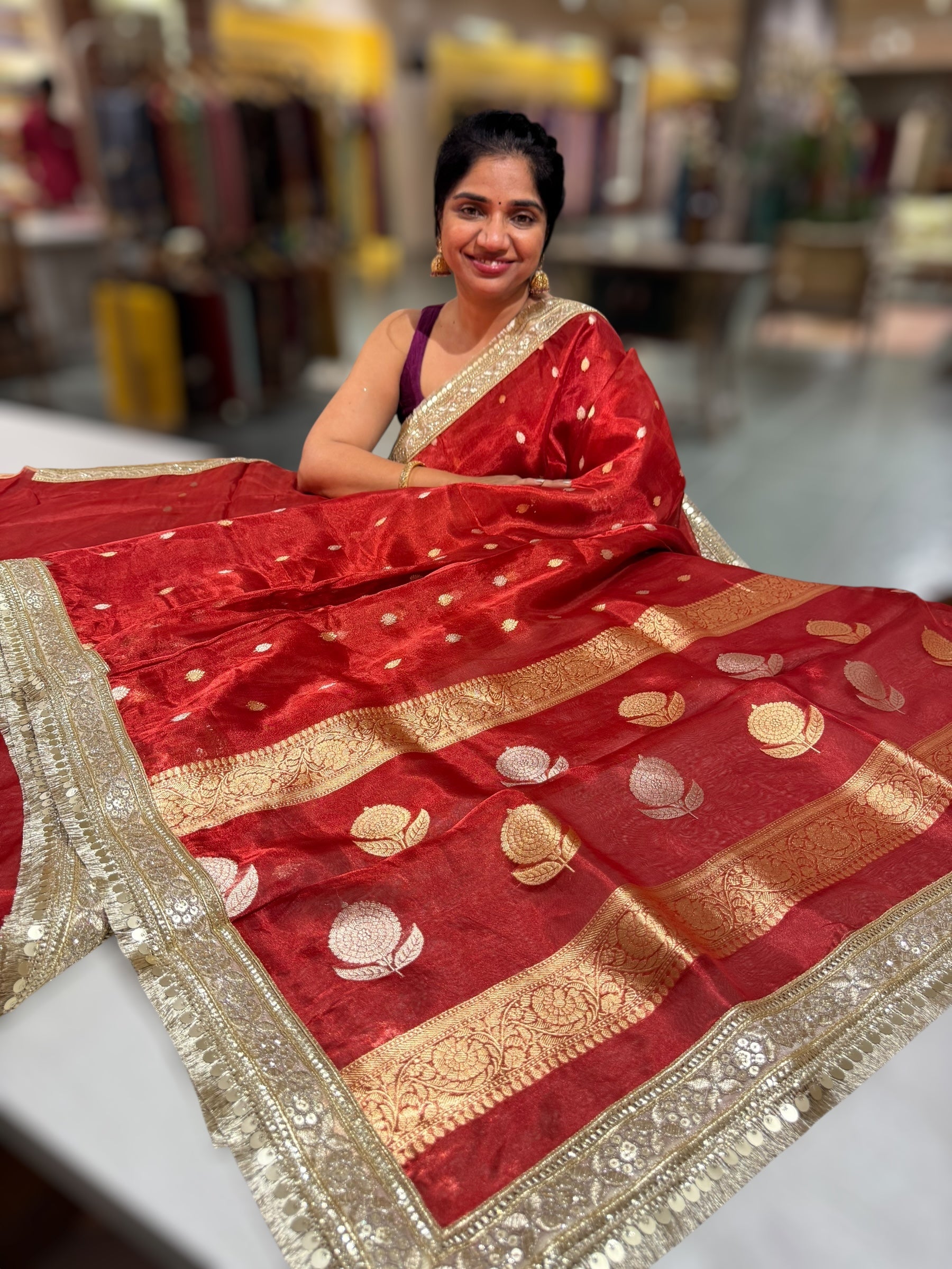 Red Pure handloom Banarasi Tissue saree