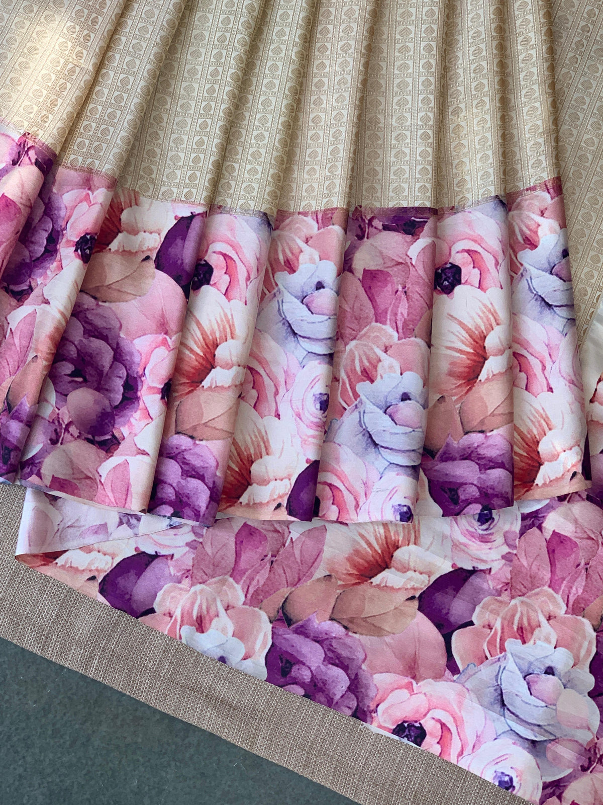 Ivory kanchi Brocade Saree with printed border