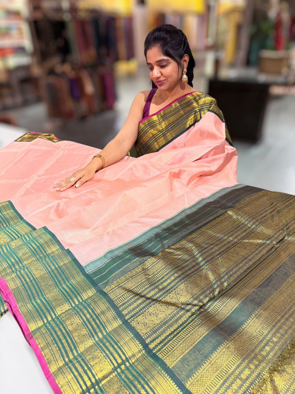 Peach Pink stripes Vaira Oosi Stripes Vintage Kanjeevaram Saree