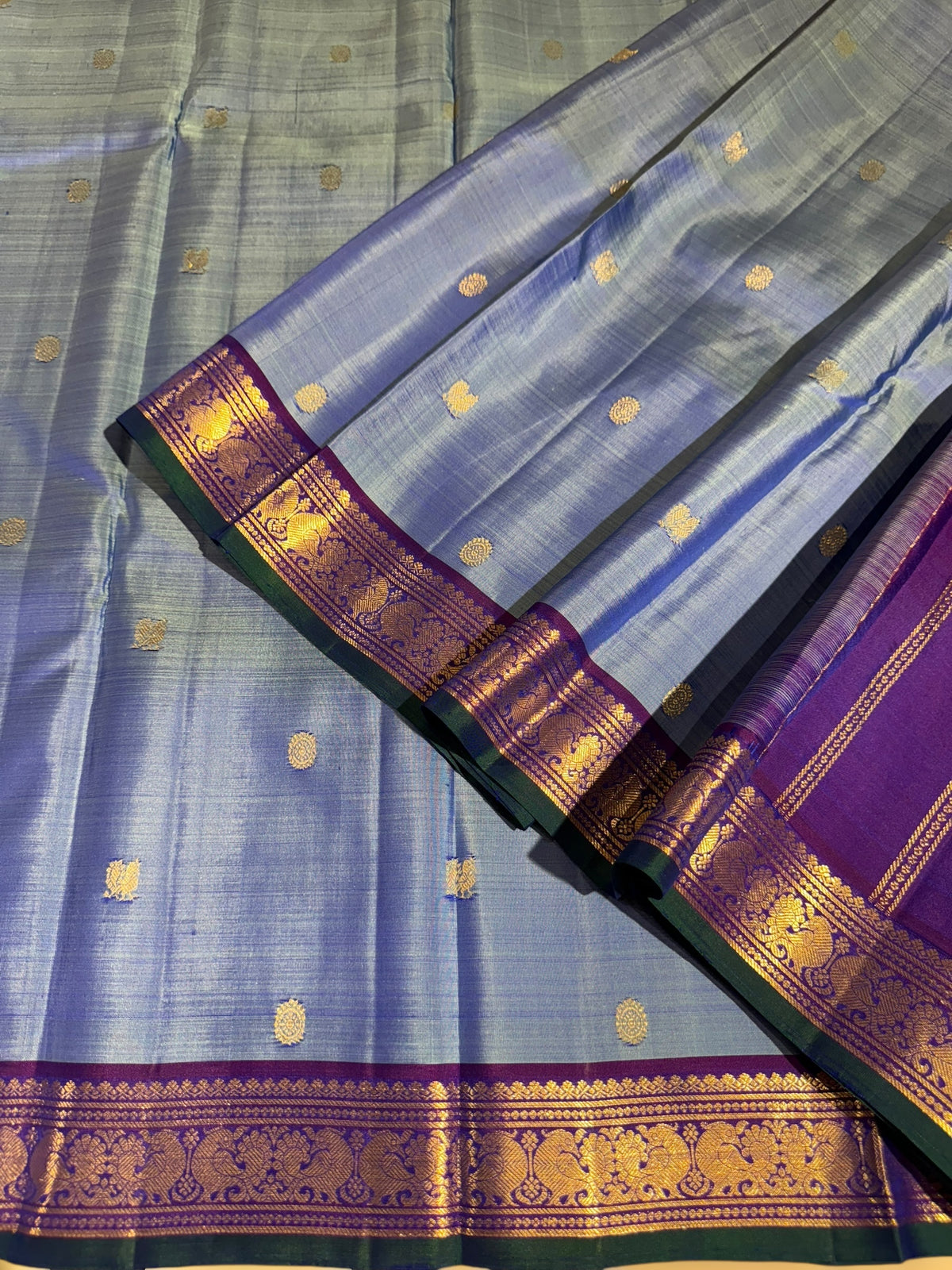 Bluish Lilac & Majenta Combo Vintage Kanjeevaram Saree with Green selvedge