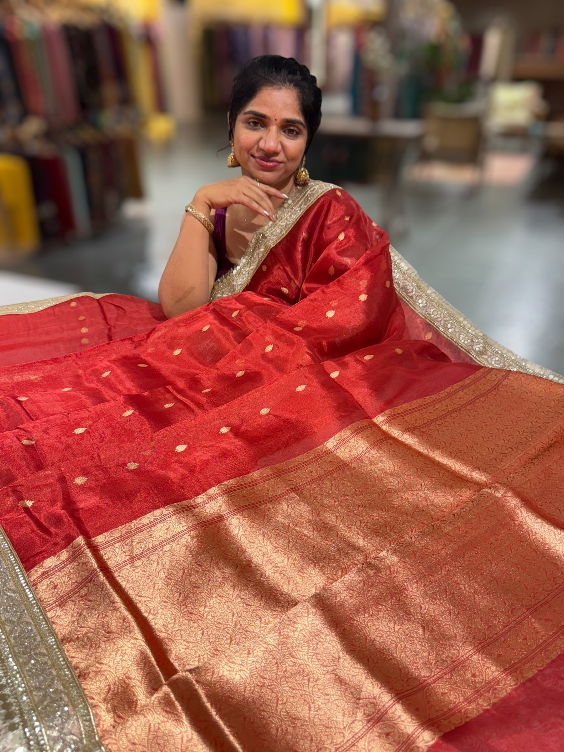 Red Pure handloom Banarasi Tissue saree