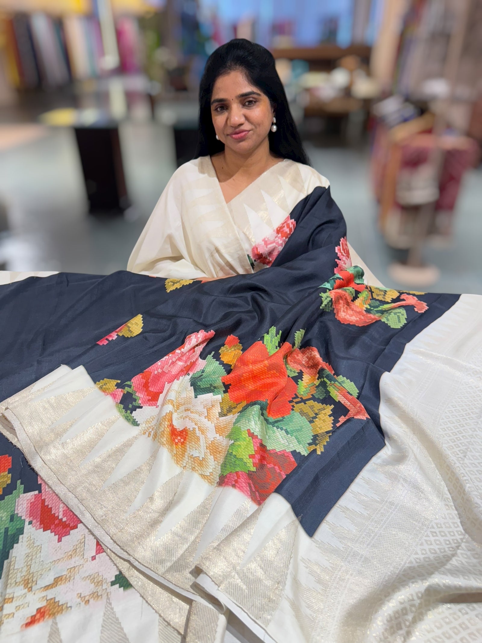 Kanchi soft silk Designer printed saree with temple border