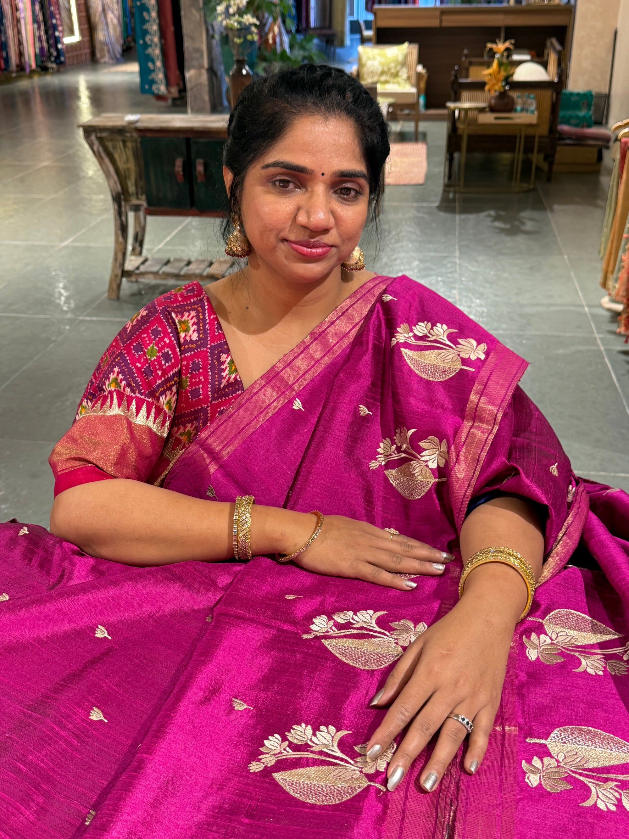 Majenta Pure Handloom Raw Silk Saree
