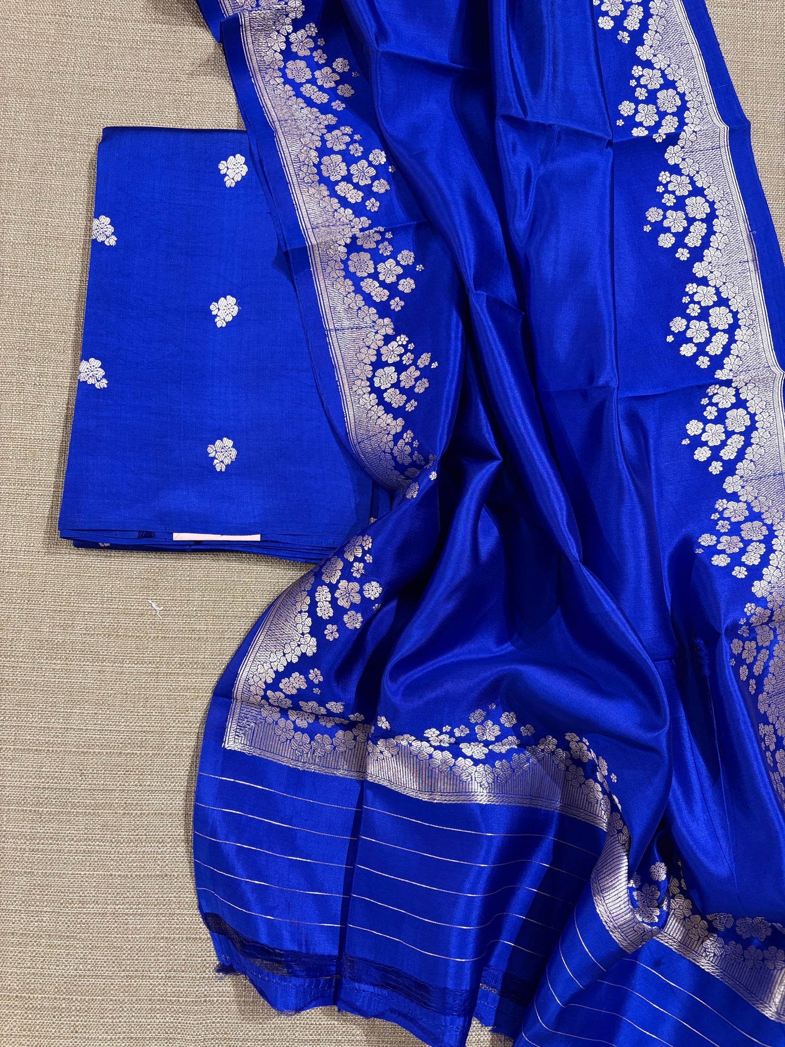 Pure Handloom Banarasi Poona silk 3 pc unstitched suit set