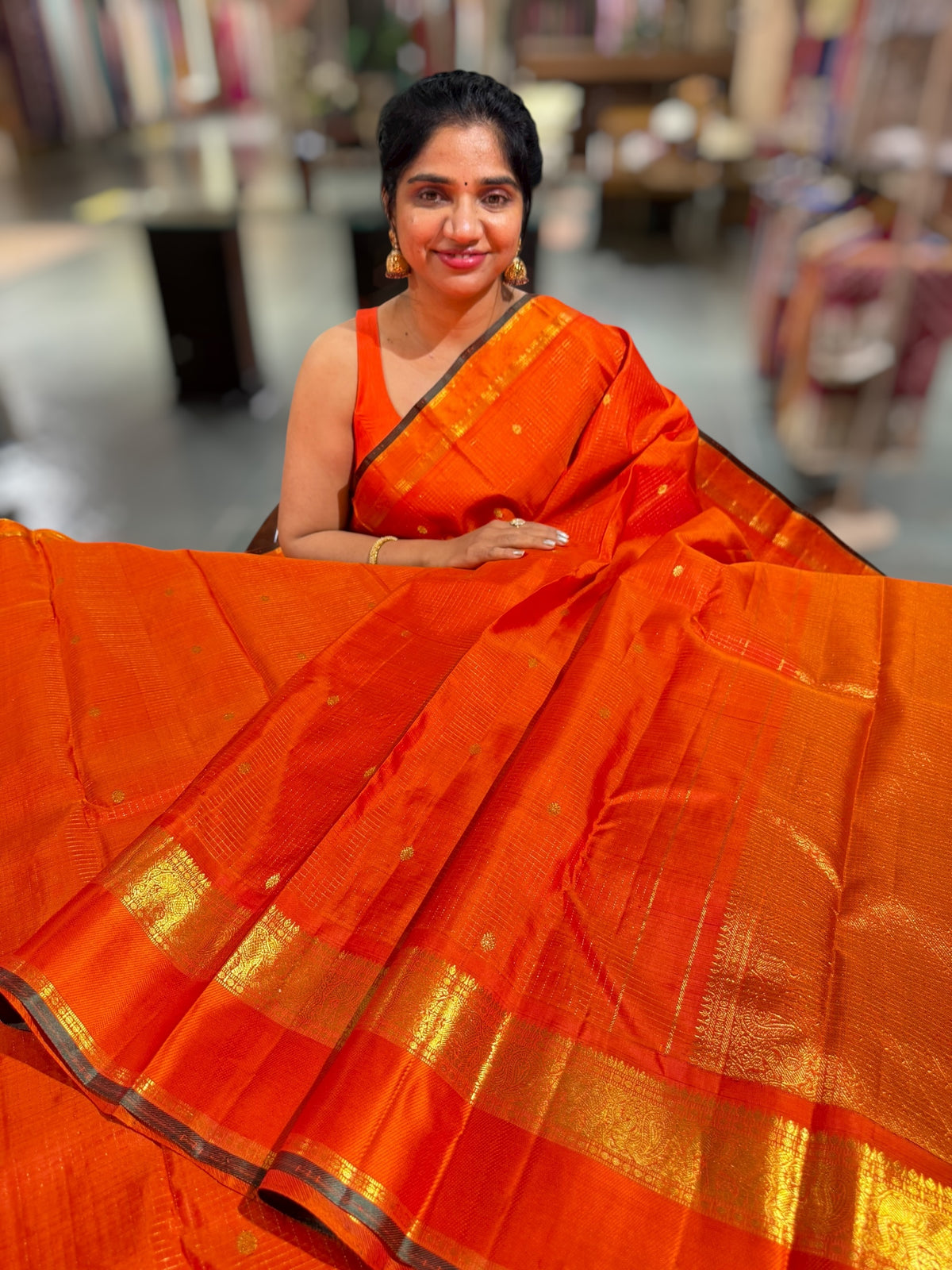 Orange vaira oosi Kanchipuram Vintage Saree