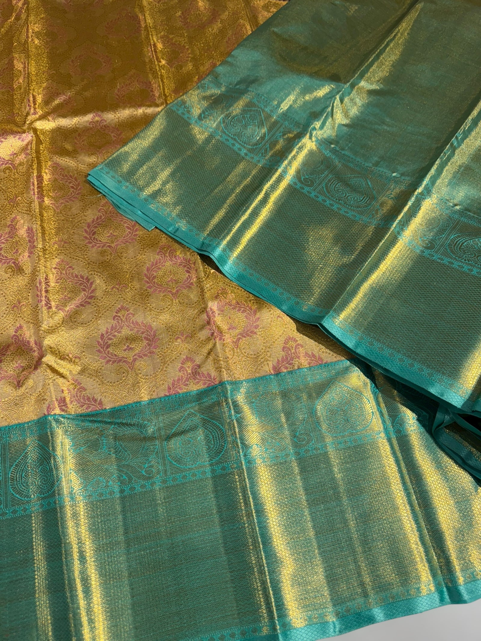 Kanjeevaram Tissue meenakari saree