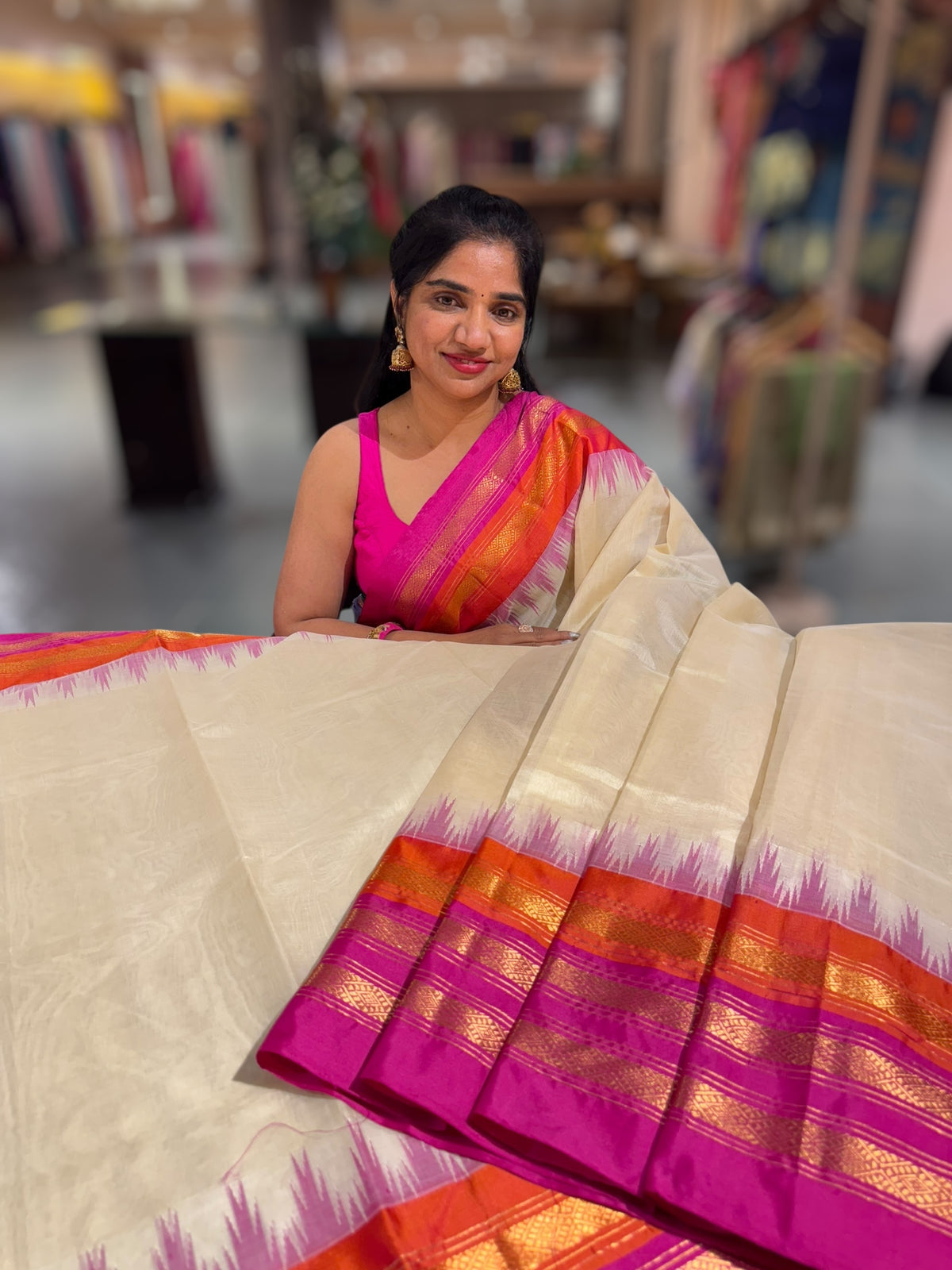 Ivory Ponduru Khadi Tissue  Saree in 80’s Count with Kanchi Style borders