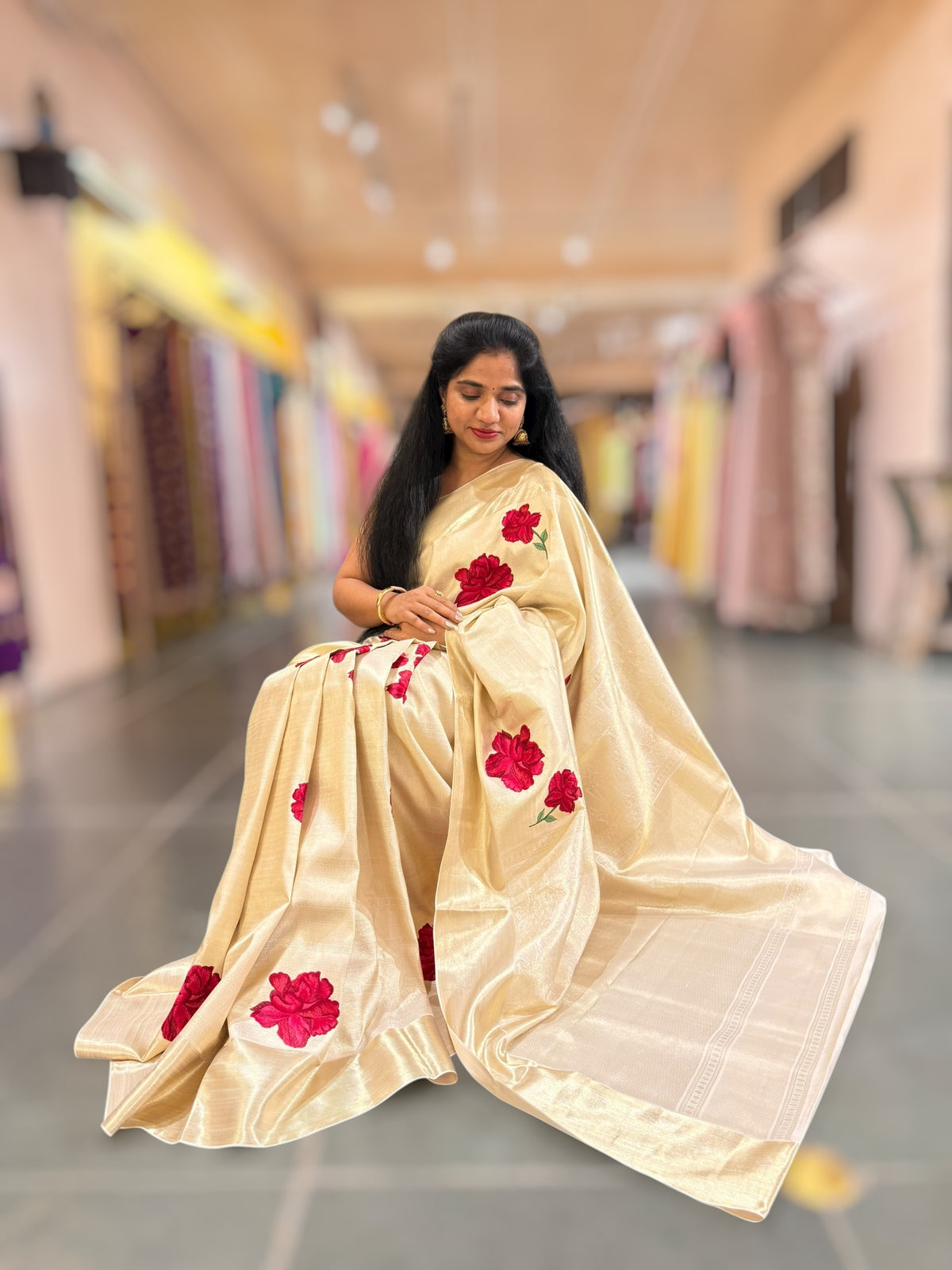 Ivory Kanjeevaram Brocade Saree With Hibiscus Floral bunches embroidery