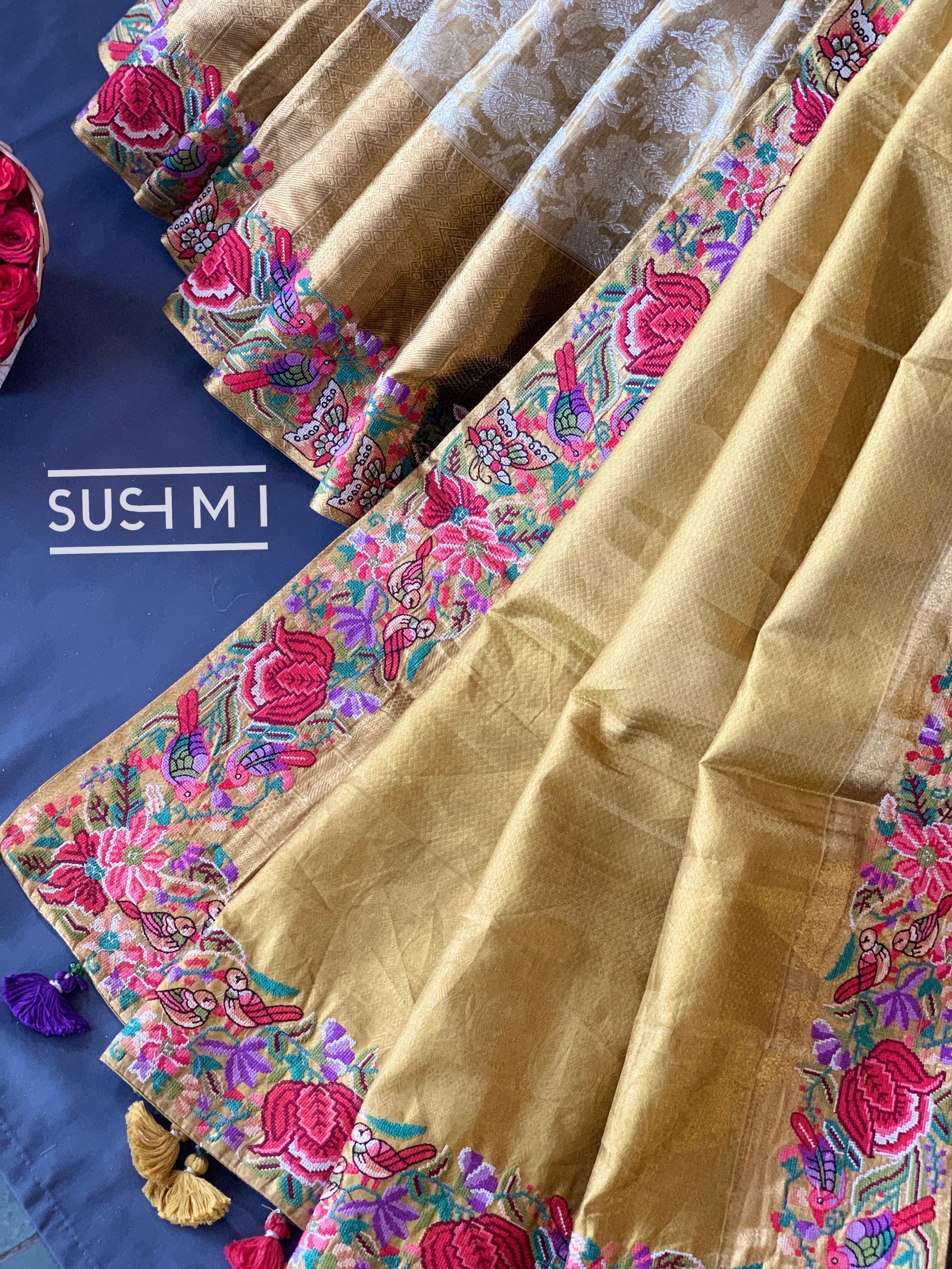 Molten Gold Kanjeevaram Tissue Sareewith petite point embroidery : S62F089