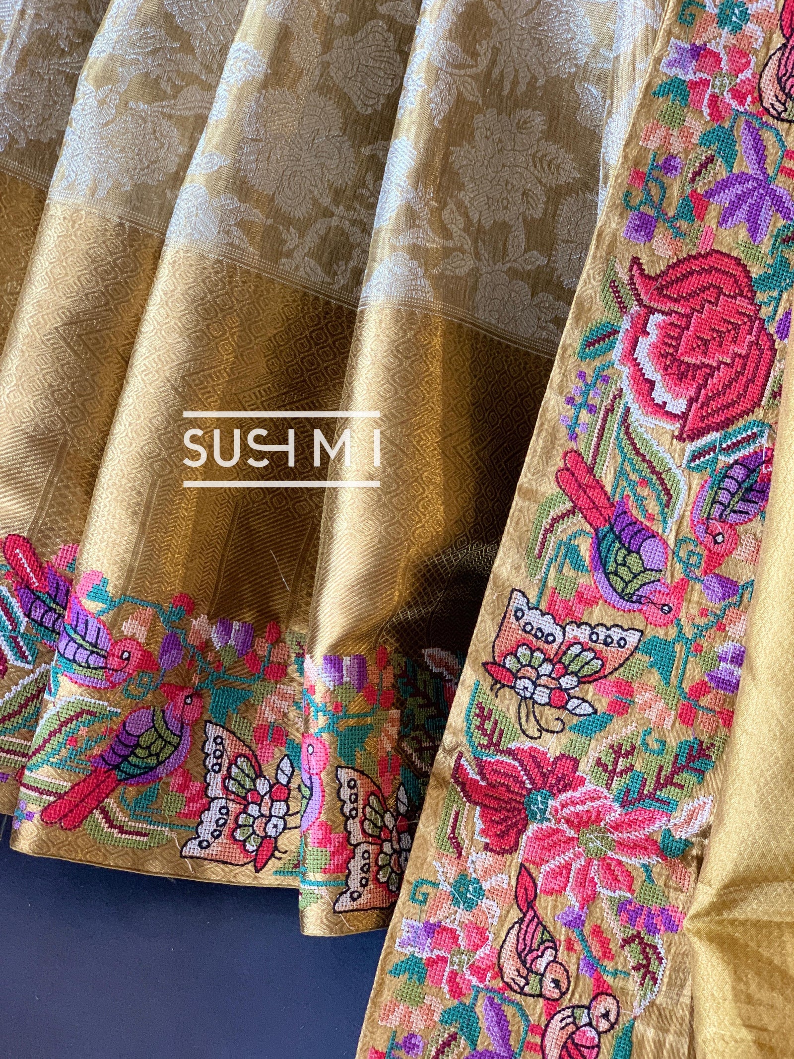 Molten Gold Kanjeevaram Tissue Sareewith petite point embroidery : S62F089