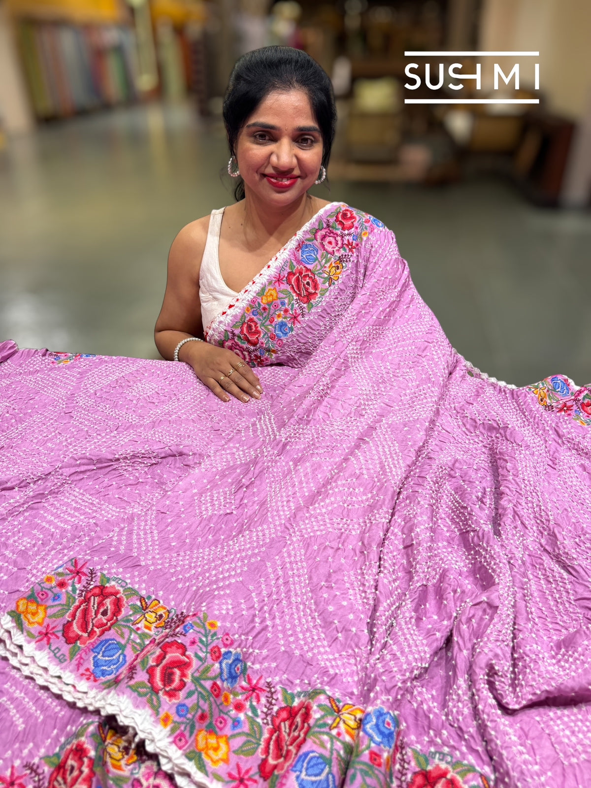 Lilac Pink Pure Gajji Silk Rai bandhej Saree with petite point embroidery : SM077