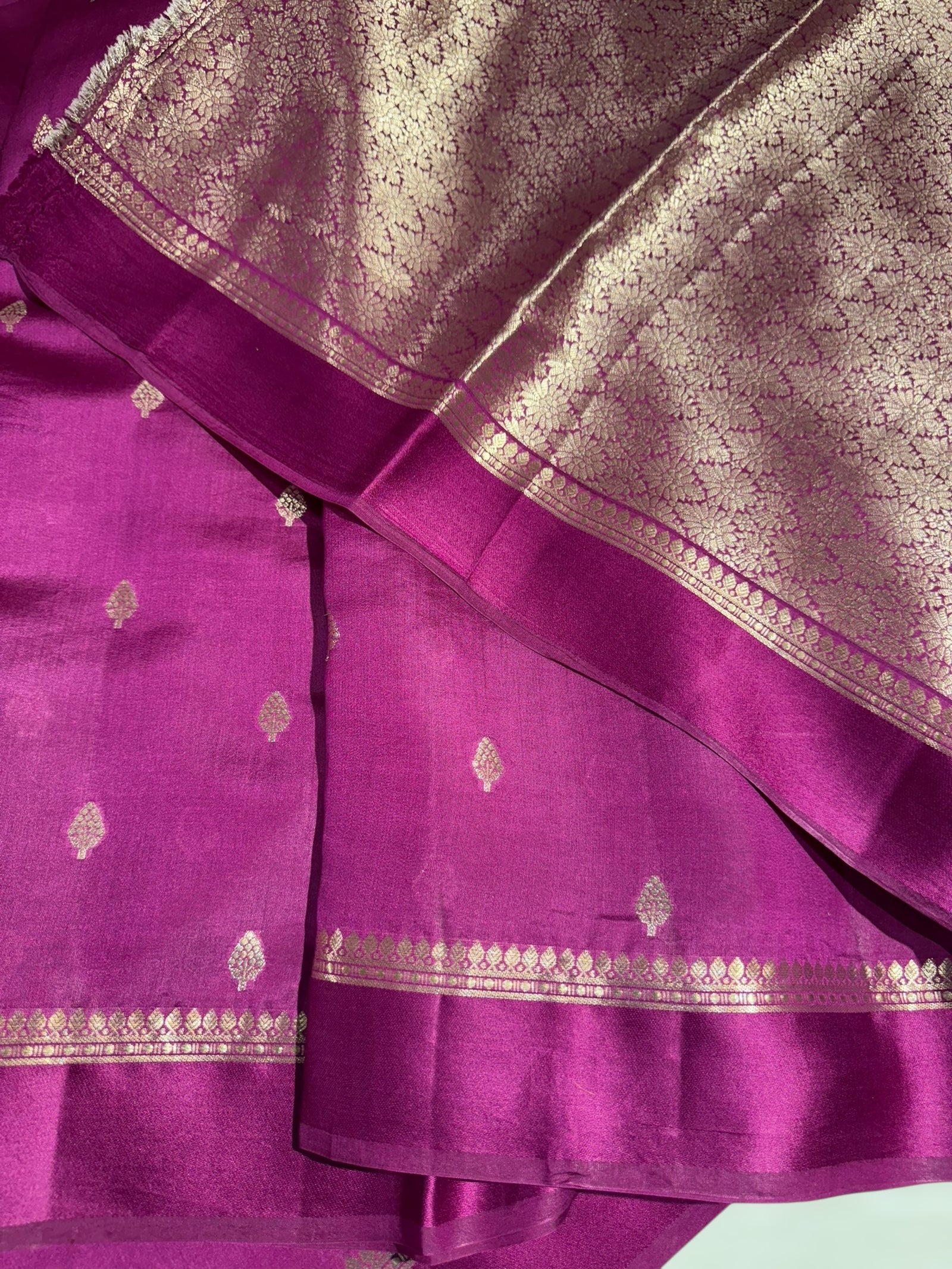 Majenta Purple Banarasi Puna Silk Saree