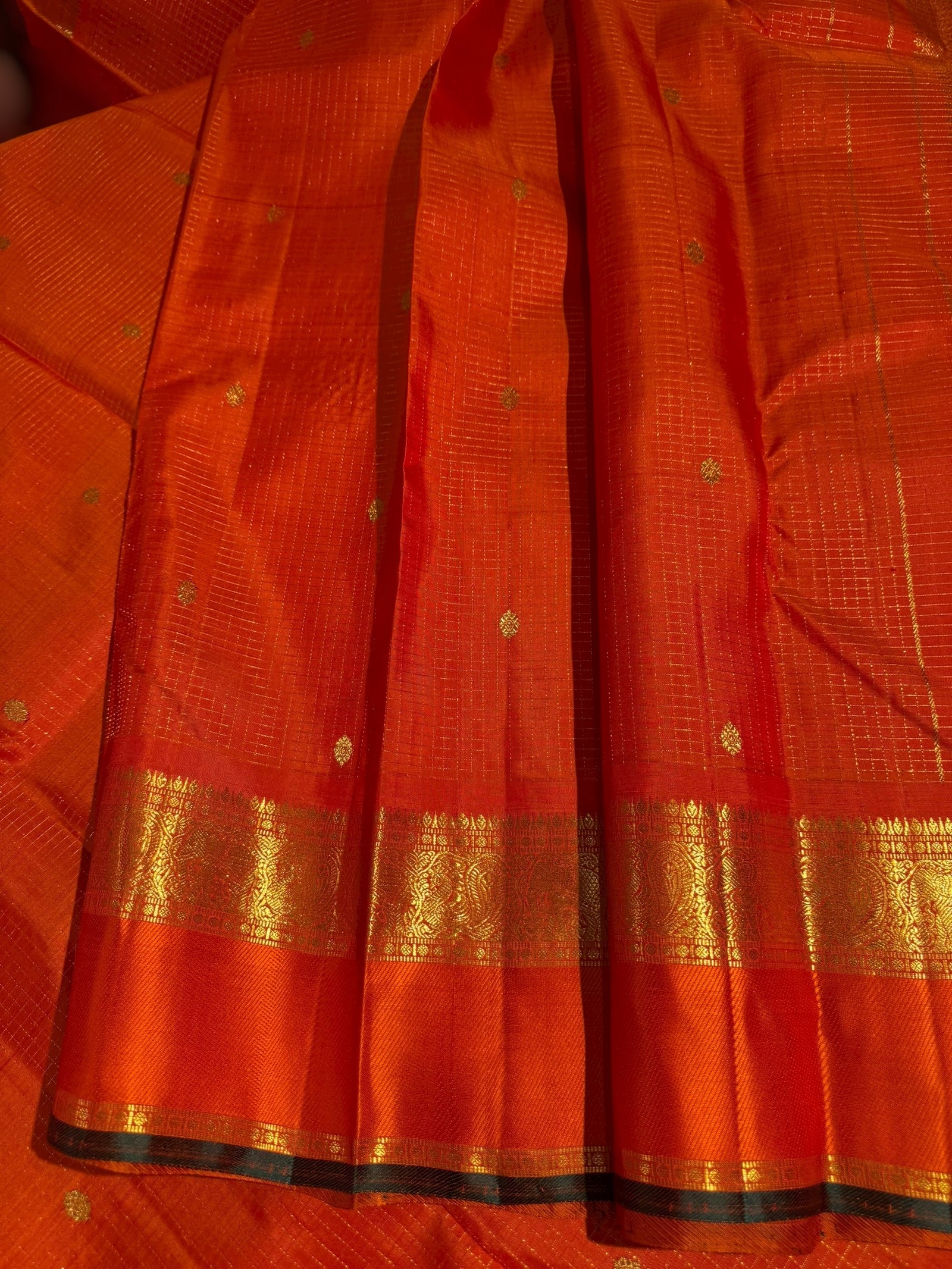 Orange vaira oosi Kanchipuram Vintage Saree
