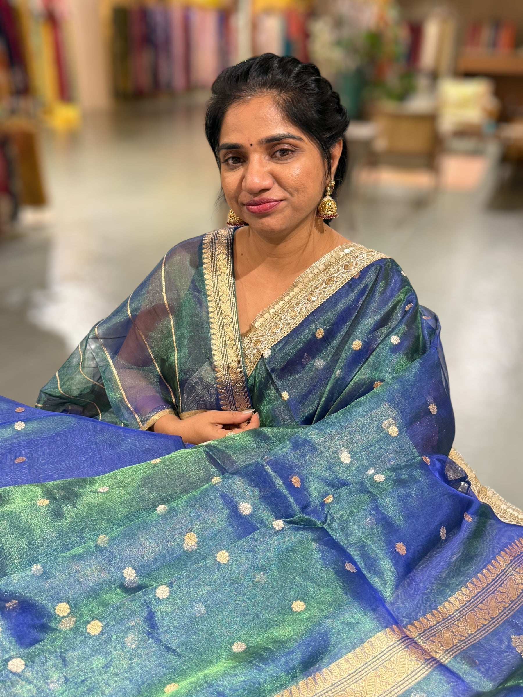 Peacock Green Pure handloom Banarasi Tissue saree