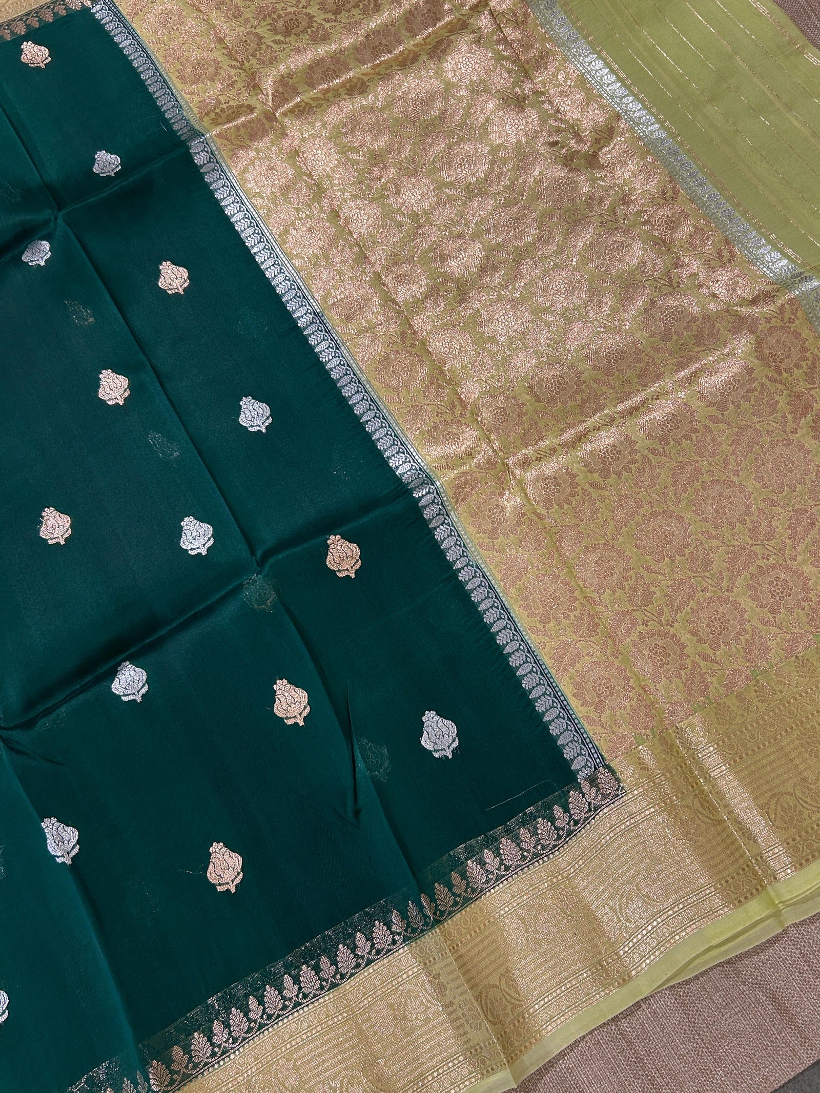 Bottle Green & apple green Combo Pure Handloom premium Kora Banarasi Saree