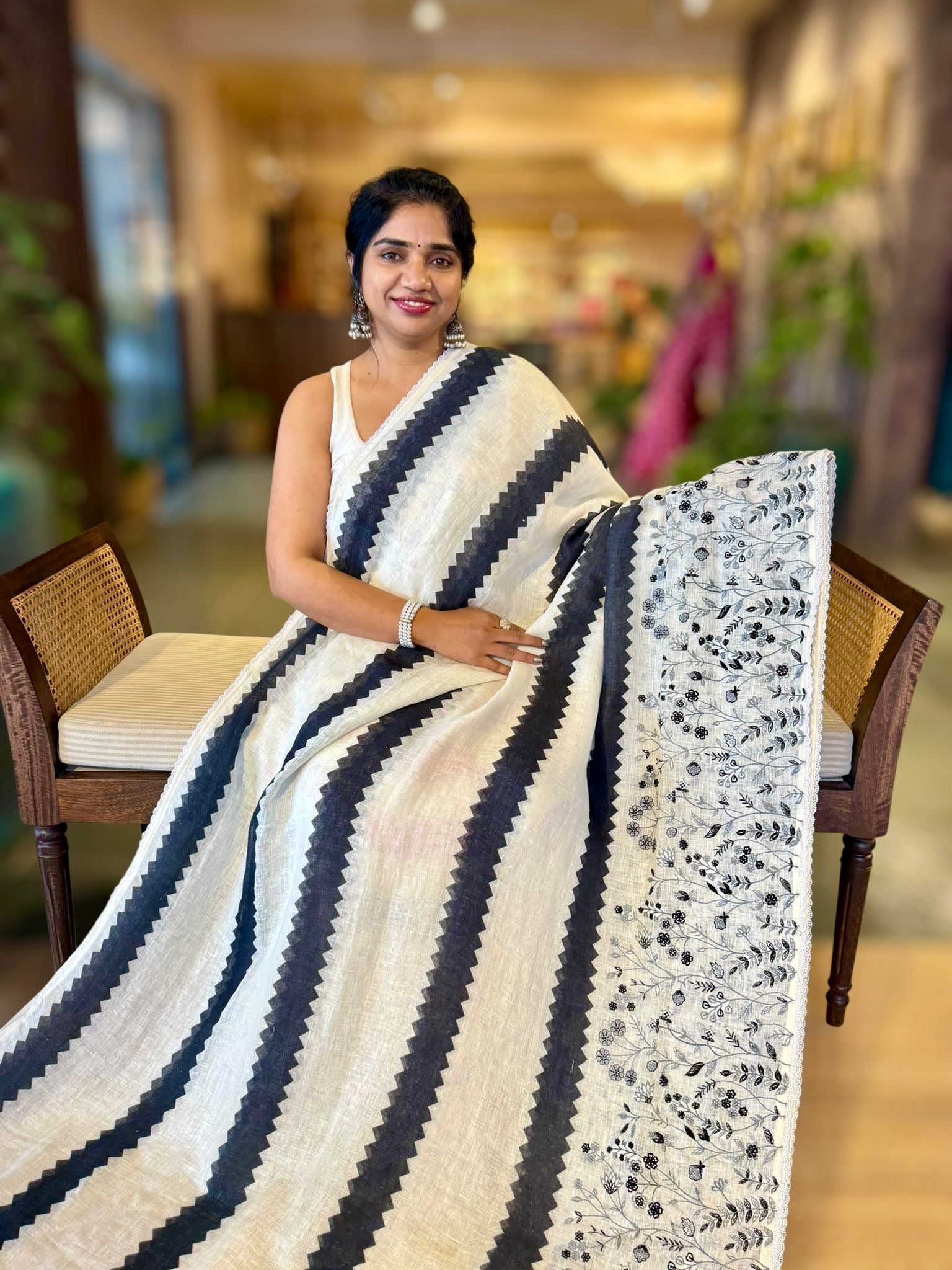 Black &White Lenin Saree With Embroidered Skirt Border
