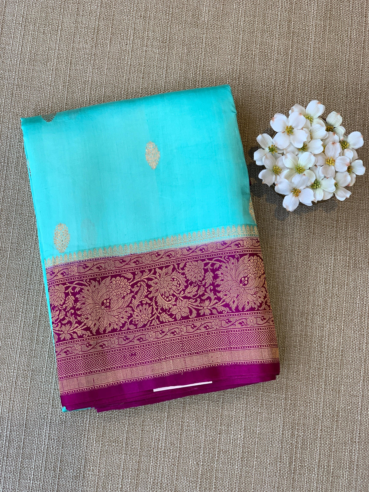 SeaBlue &amp; Majenta Combo Raw Mangoe Silk Saree with heavy weaving mashru border &amp; kaduwa woven motifs.