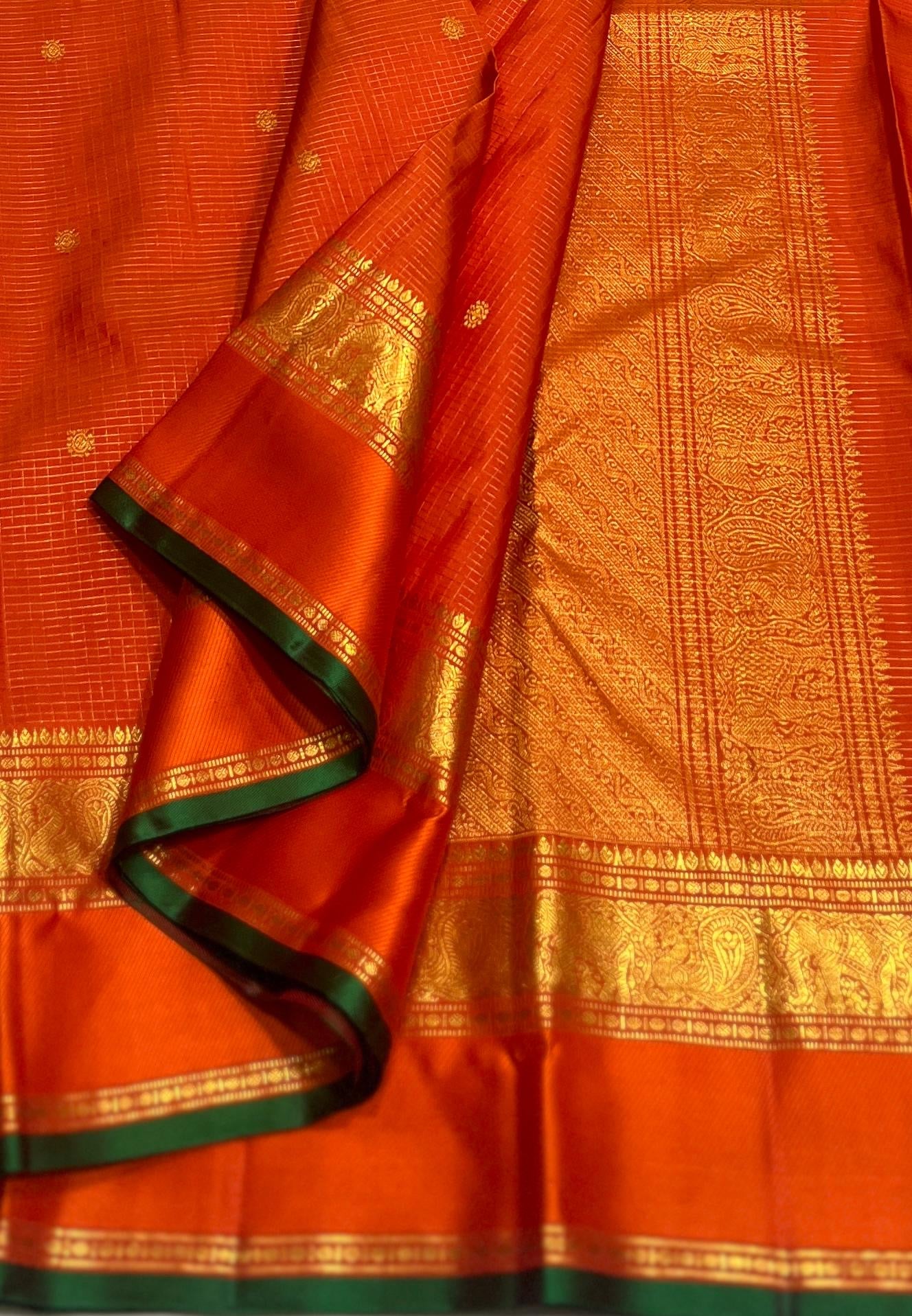 Orange vaira oosi Kanchipuram Vintage Saree