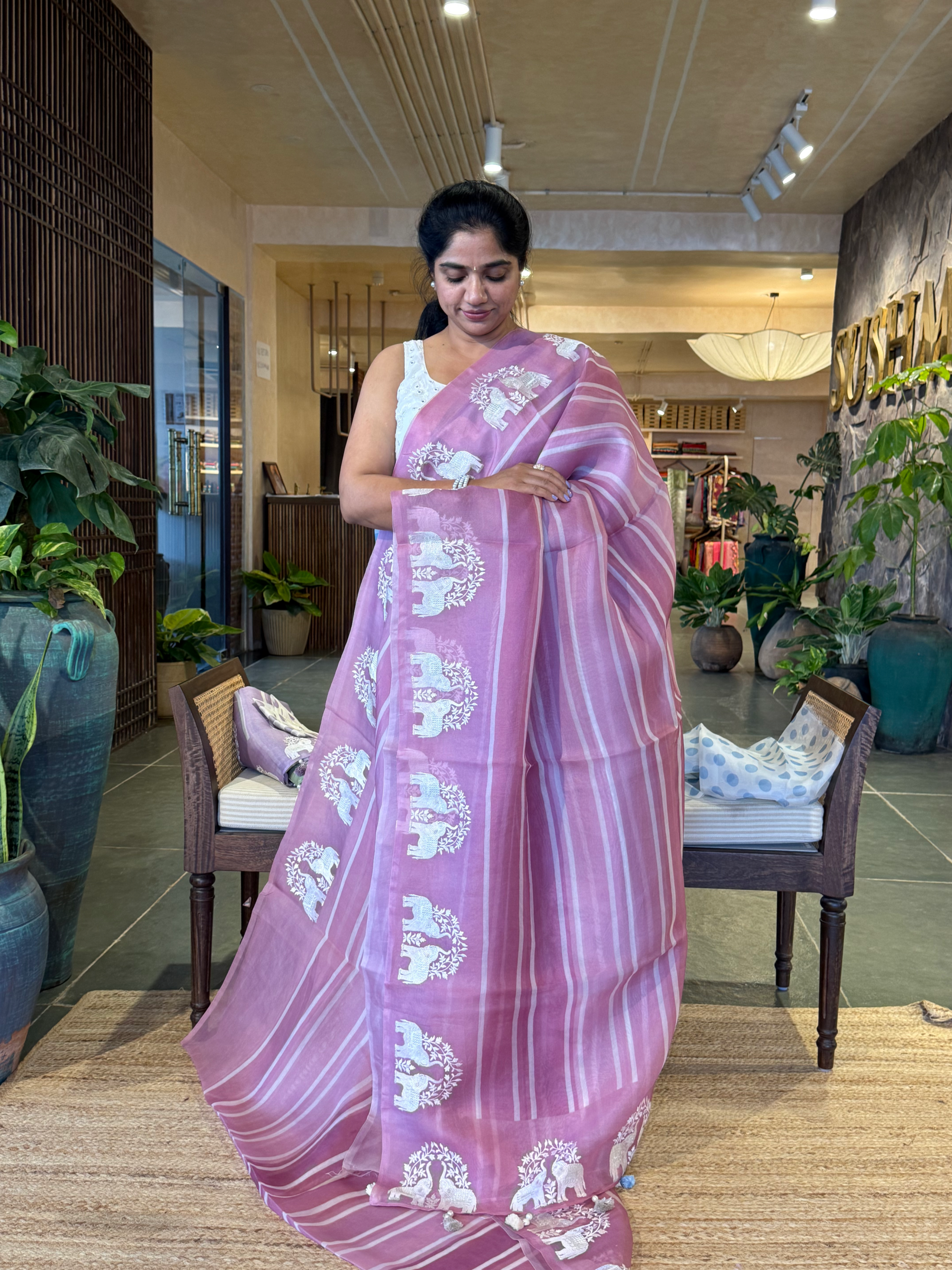 DOEA2702 Dusty Pink  Shaded Pure Organza  Saree with Embroidery