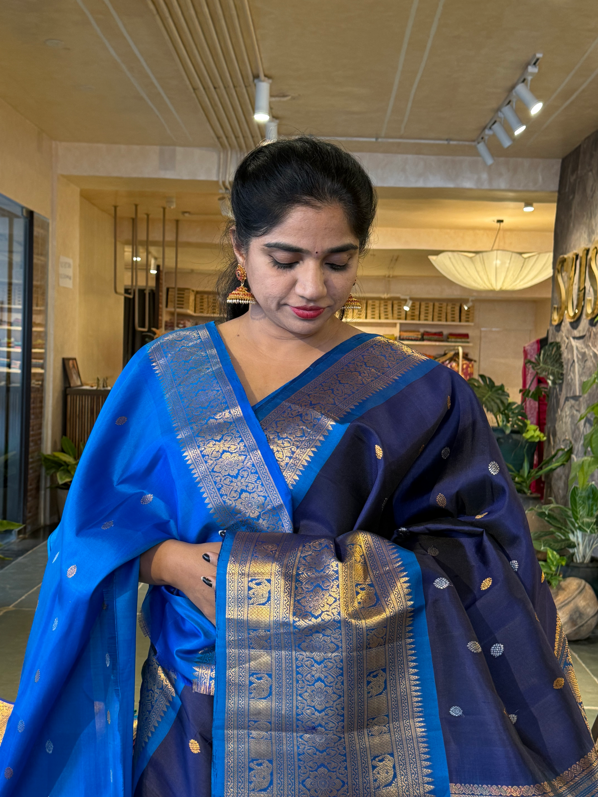 SGSA202 Navy Blue and Royal Blue Combo Gadwal Handloom Pure Silk Saree