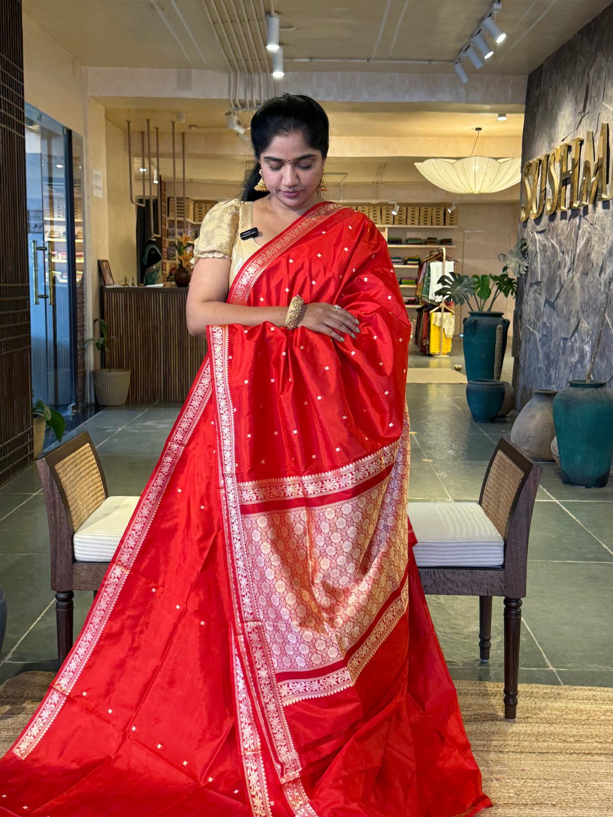 Orangish Red Banarasi Handloom Katan Silk Saree  With Resham Weaving