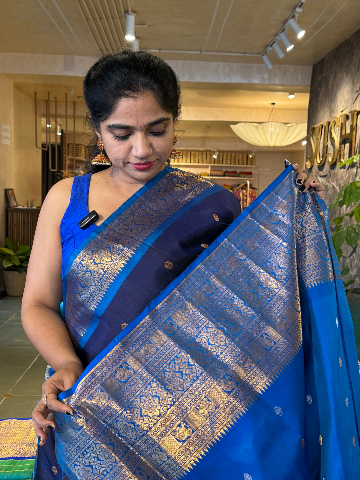 SGSA202 Navy Blue and Royal Blue Combo Gadwal Handloom Pure Silk Saree
