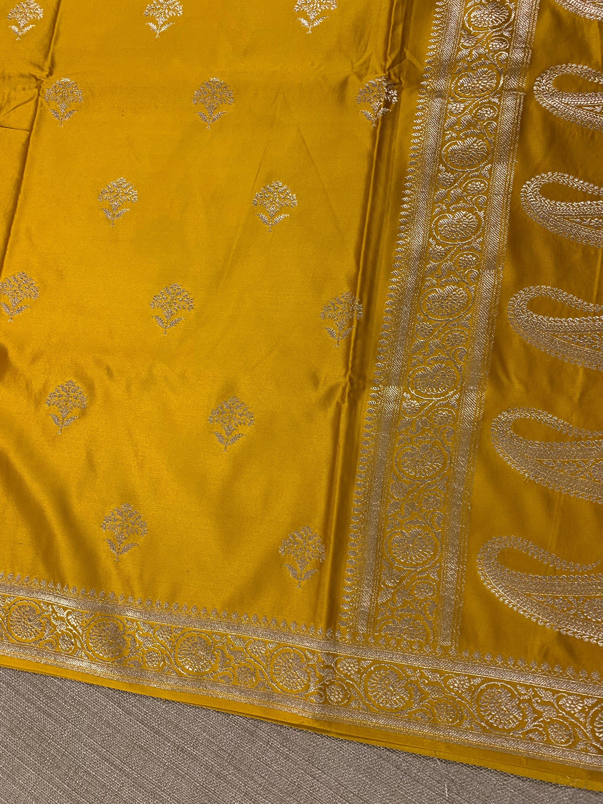 SMSSA223 Yellow Mashru Silk Saree With Scallop Border