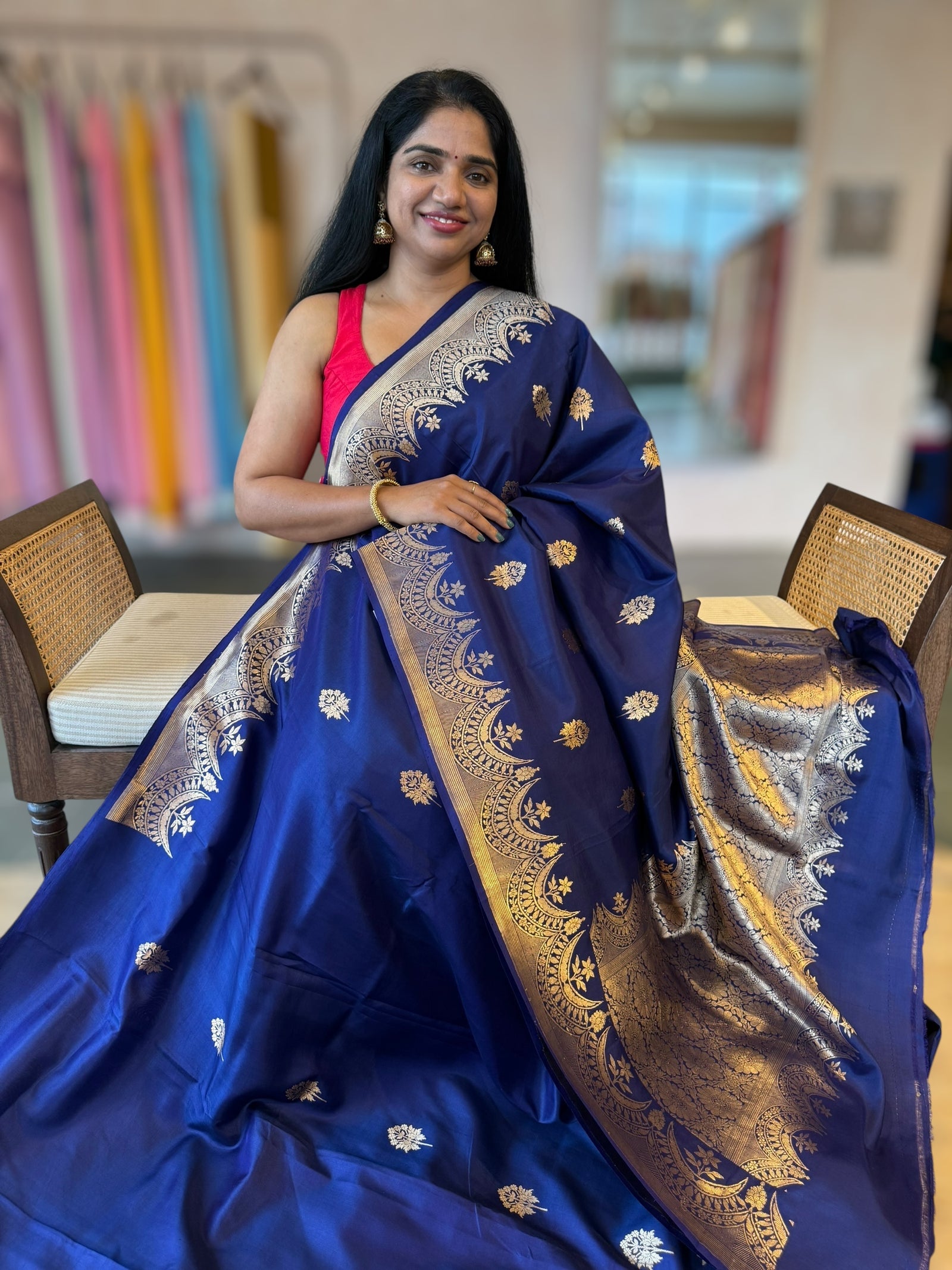 Midnight Blue Banarasi Poona Silk Saree with Open Borders & Kaduwa Weaving