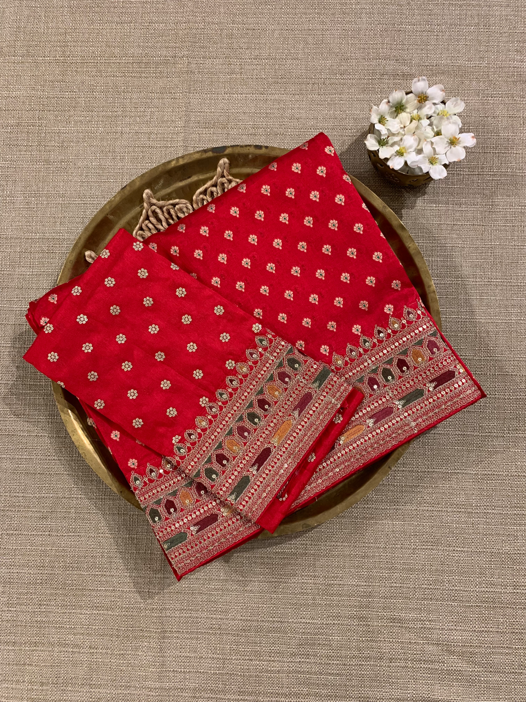 Red Pure Handloom Banarasi Silk Saree With Sabhyasachi Borders & Blouse
