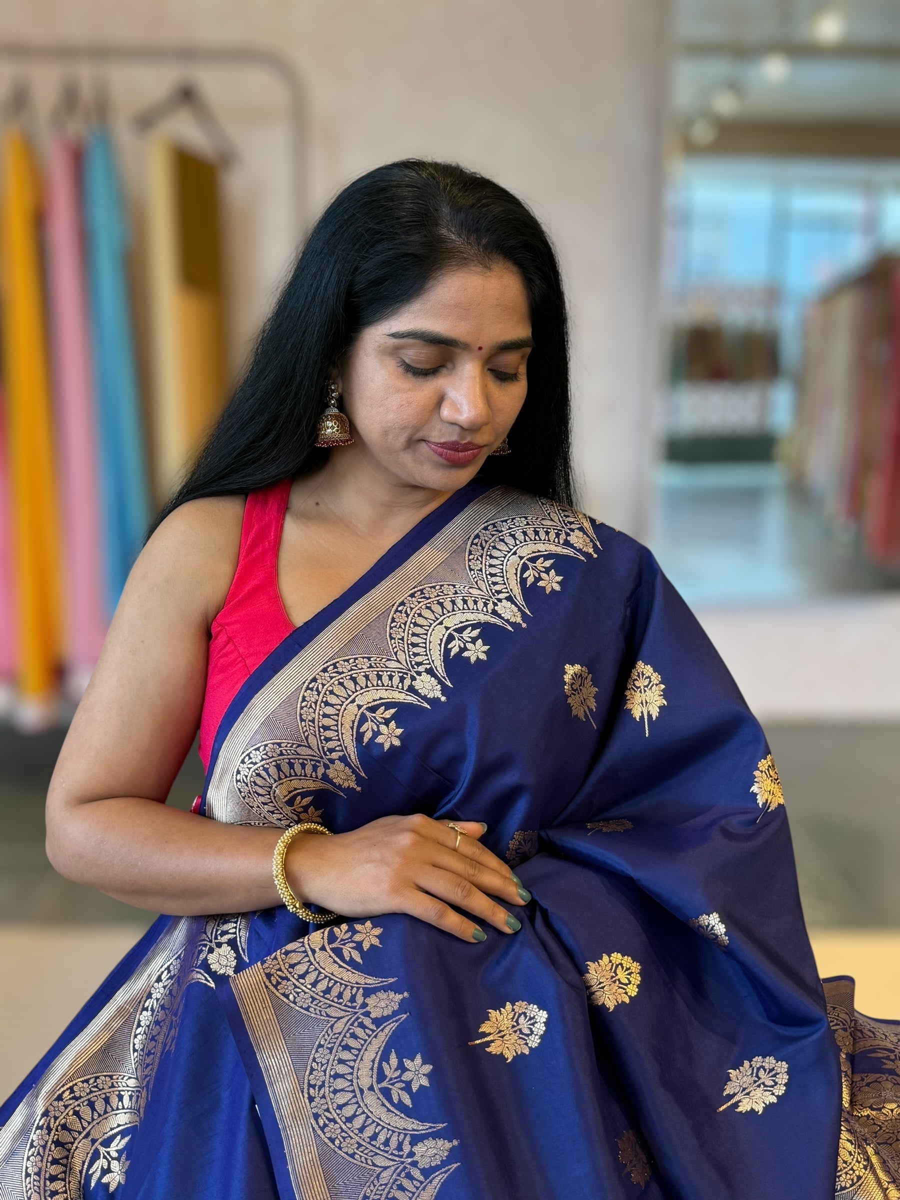 Midnight Blue Banarasi Raw Mango Silk Saree with Open Borders & Kaduwa Weaving