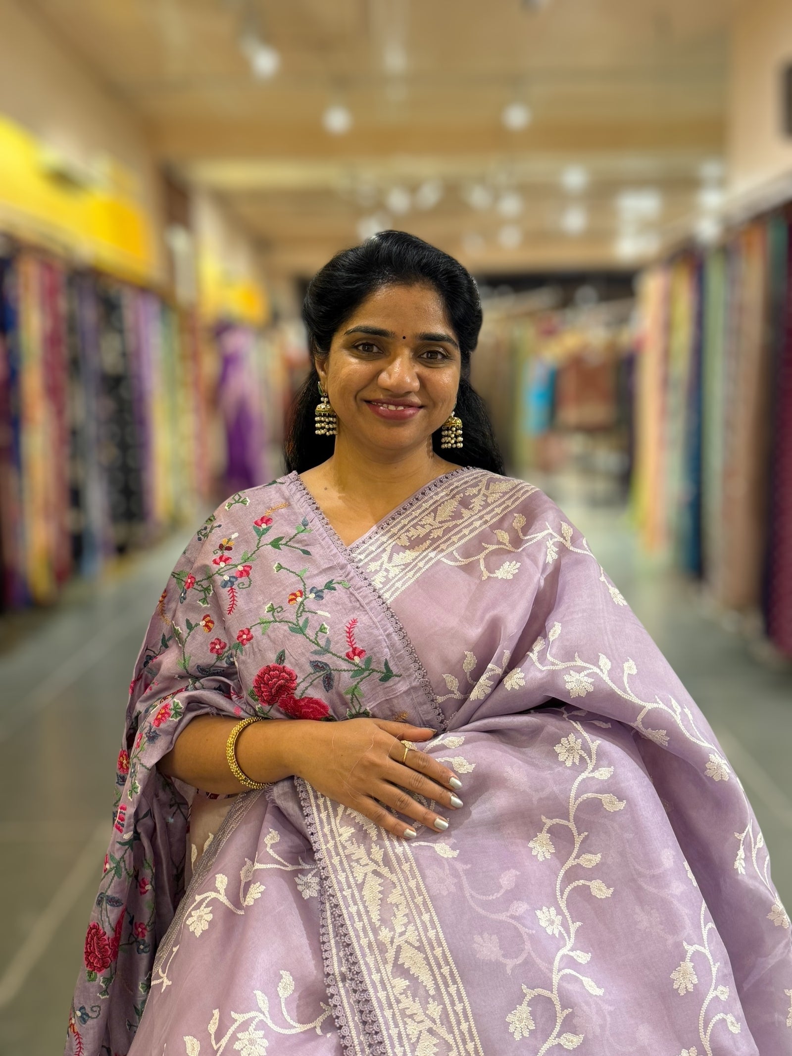 Lilac Organza Saree Wth Jamdani inspired emb allover & TussarPetite Point Blouse
