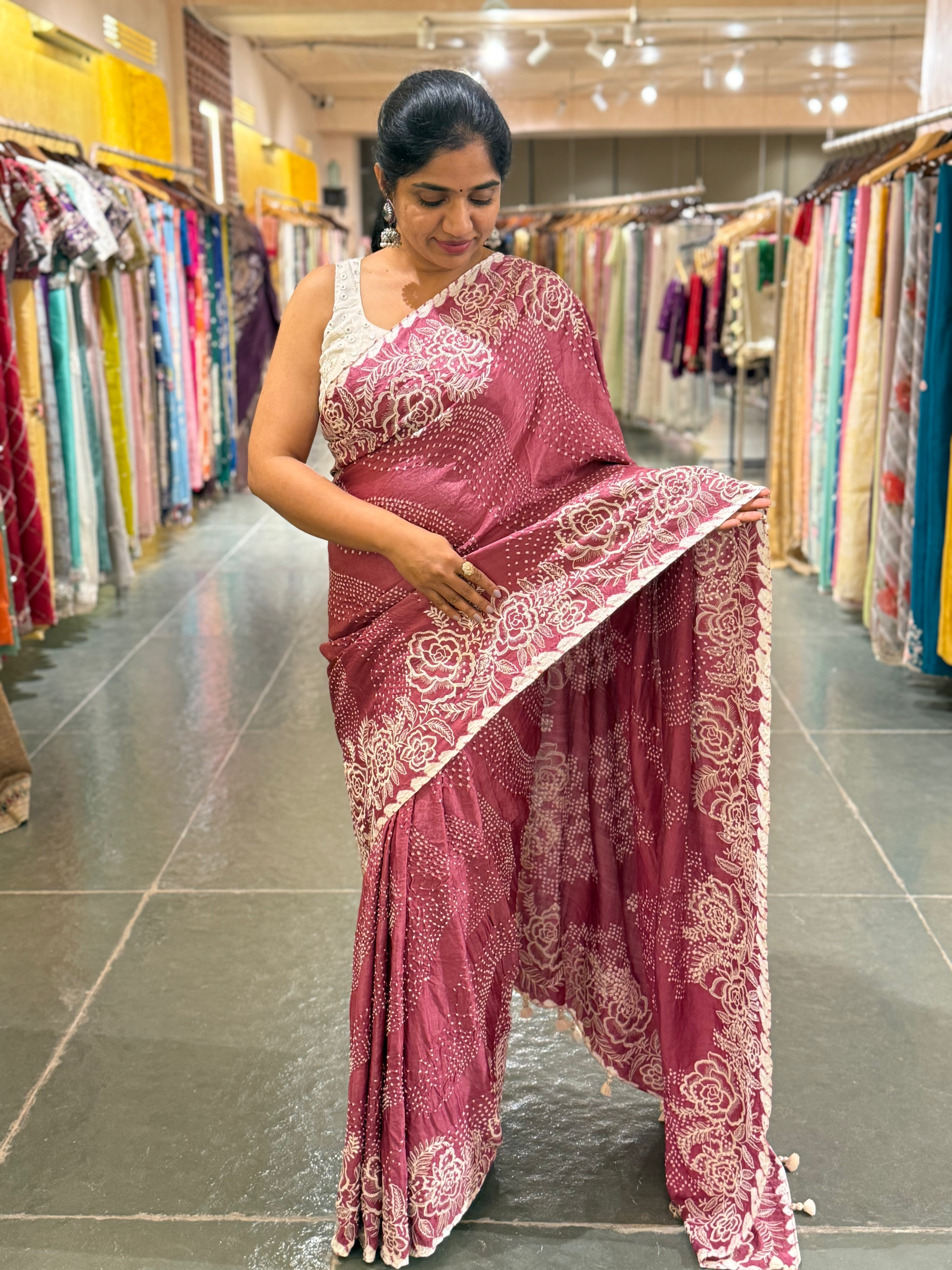 Dark Onion Pink Pure Gajji Silk Rai Bandhej Saree with Outline Embroidery