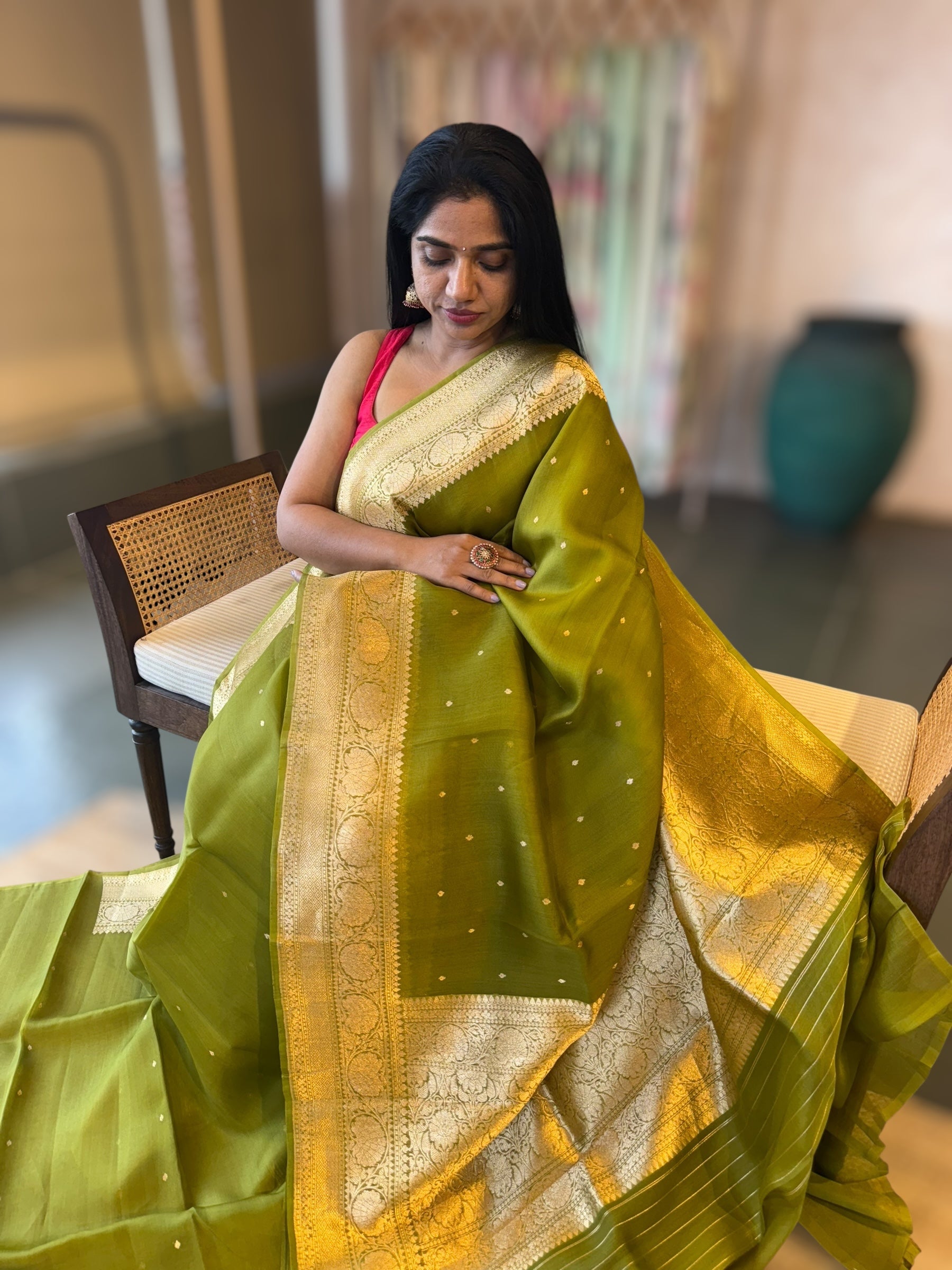 Moong Dal Green Pure Handloom Kora Banarasi Saree With Kaduwa Woven Motifs