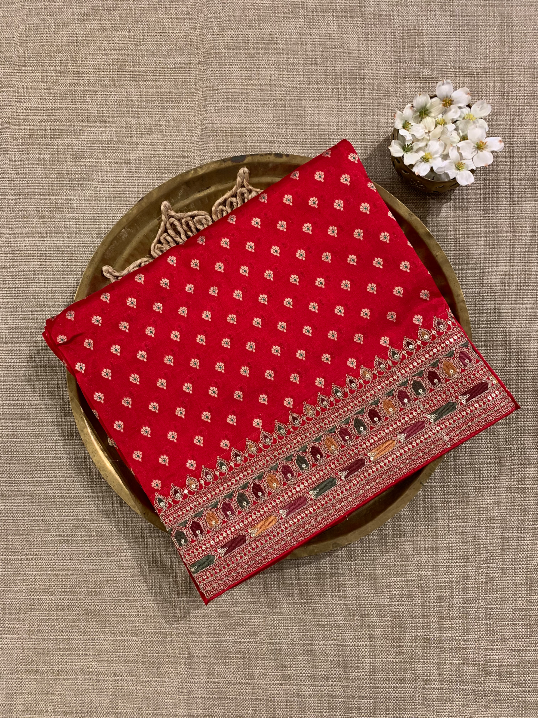 Red Pure Handloom Banarasi Silk Saree With Sabhyasachi Borders & Blouse