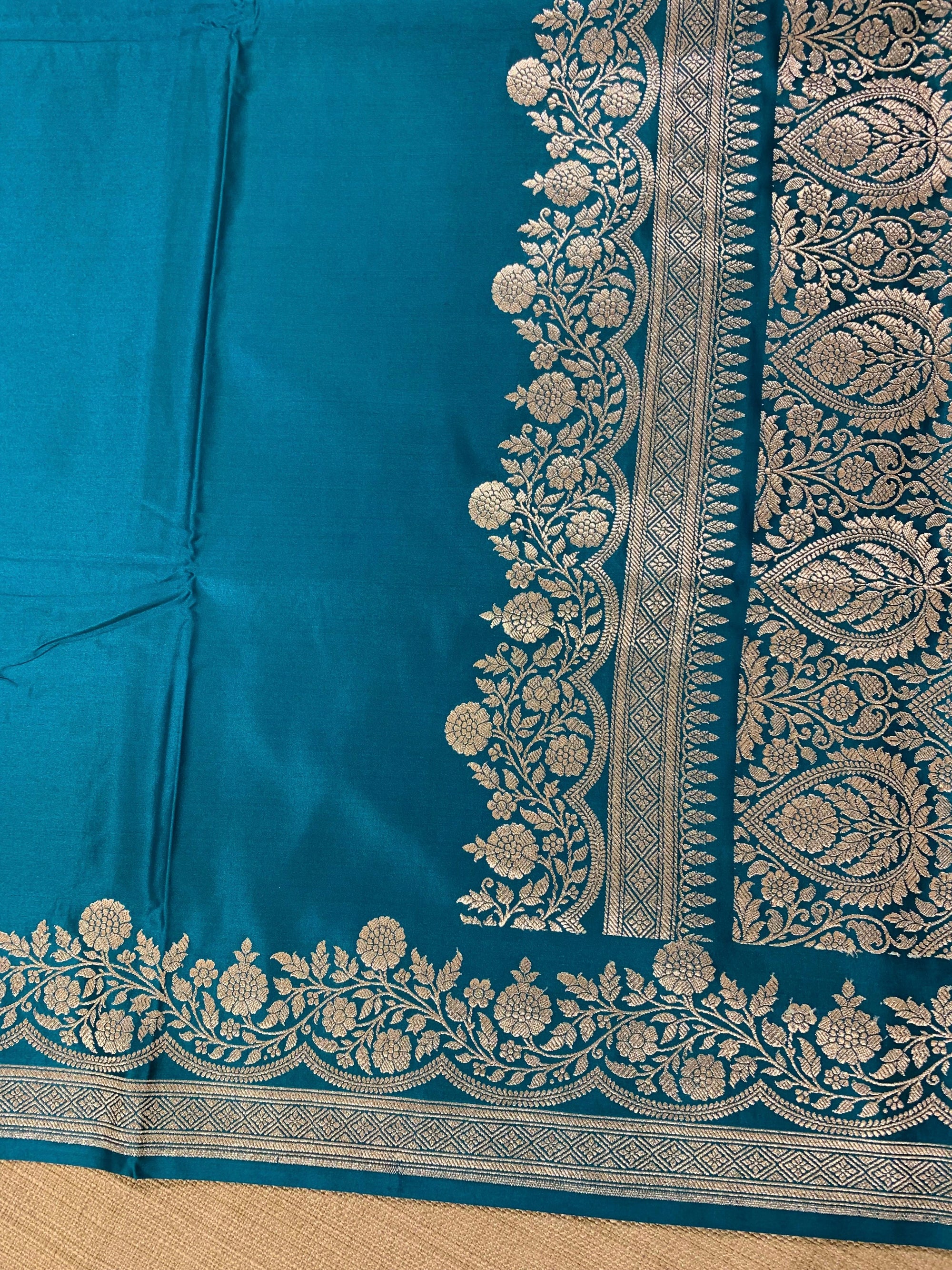SMSSA228  Peacock Blue Mashru Silk Saree With Scallop Border