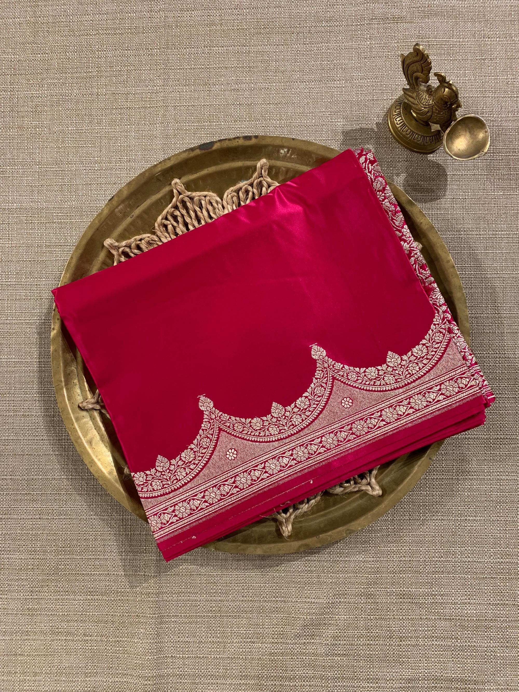 SMSSA215 Dark Pink Mashru Silk Saree With Scallop Border