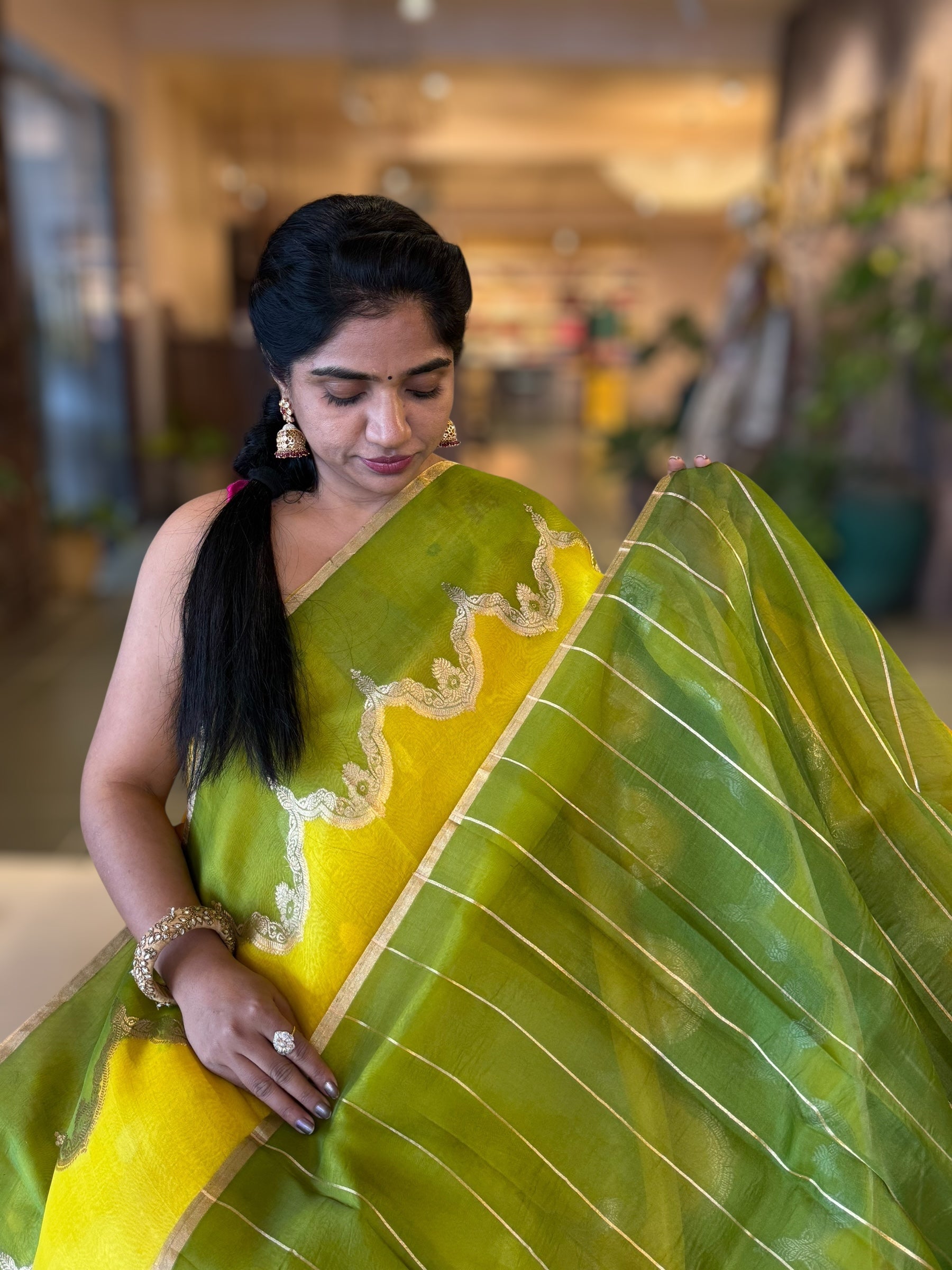 Designer Premium Handloom Rangkaat Kora Banarasi Saree  with Jewelry Design