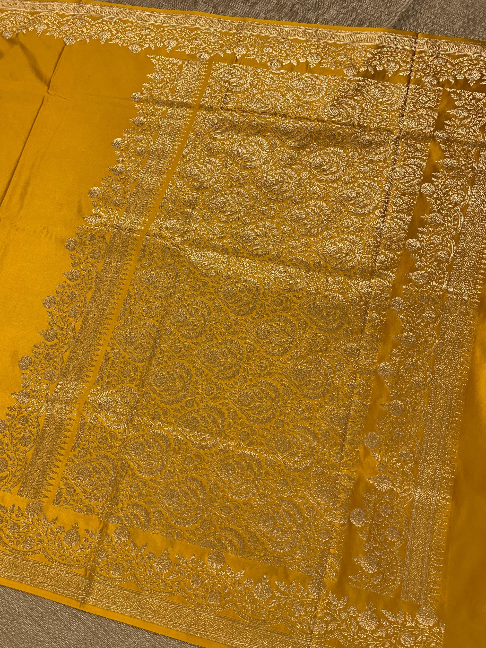 SMSSA229   Yellow Mashru Silk Saree With Scallop Border