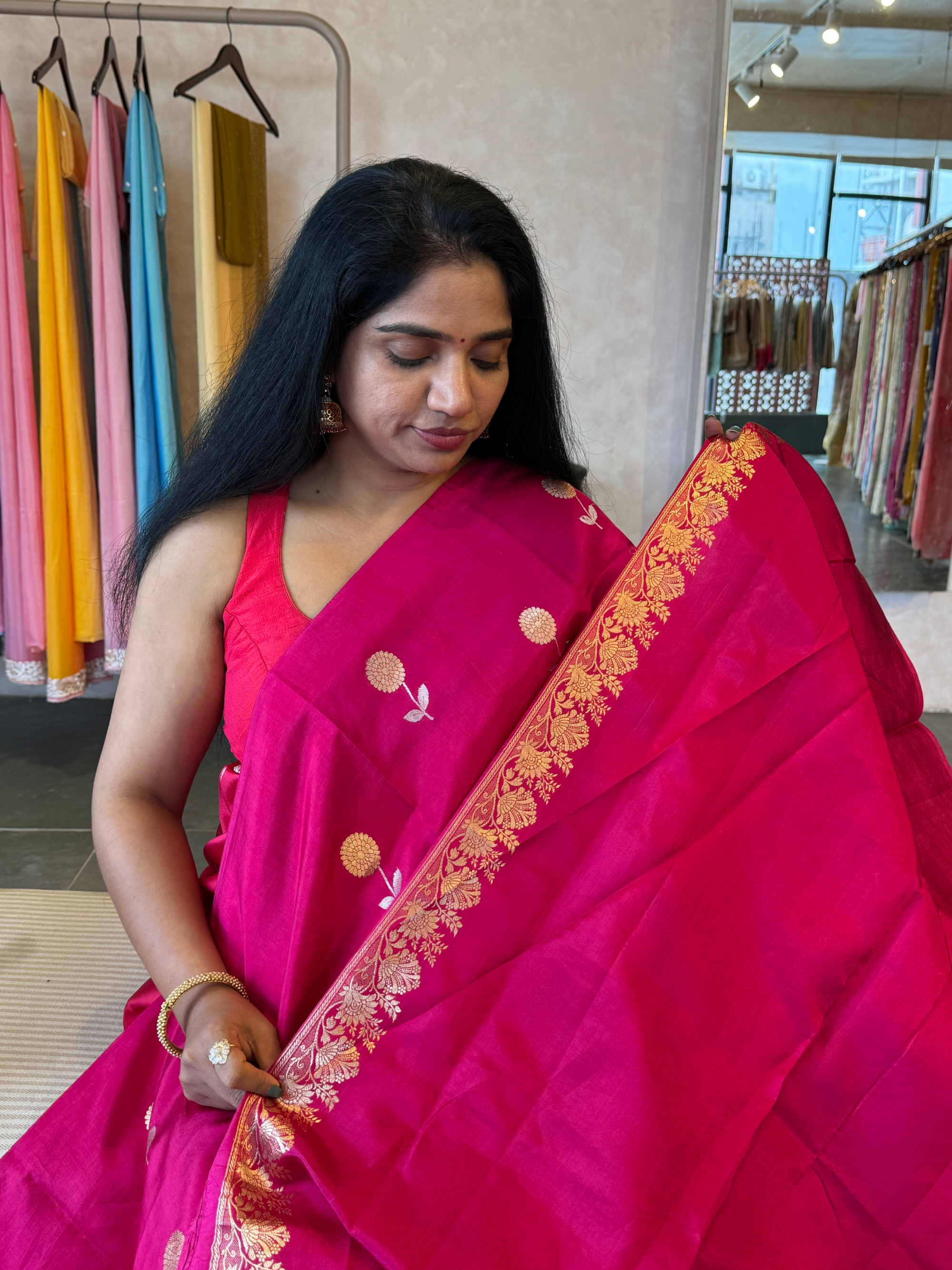 Rani Pink Banarasi Raw Mango Silk Saree with Open Borders & Kaduwa Woven Motifs