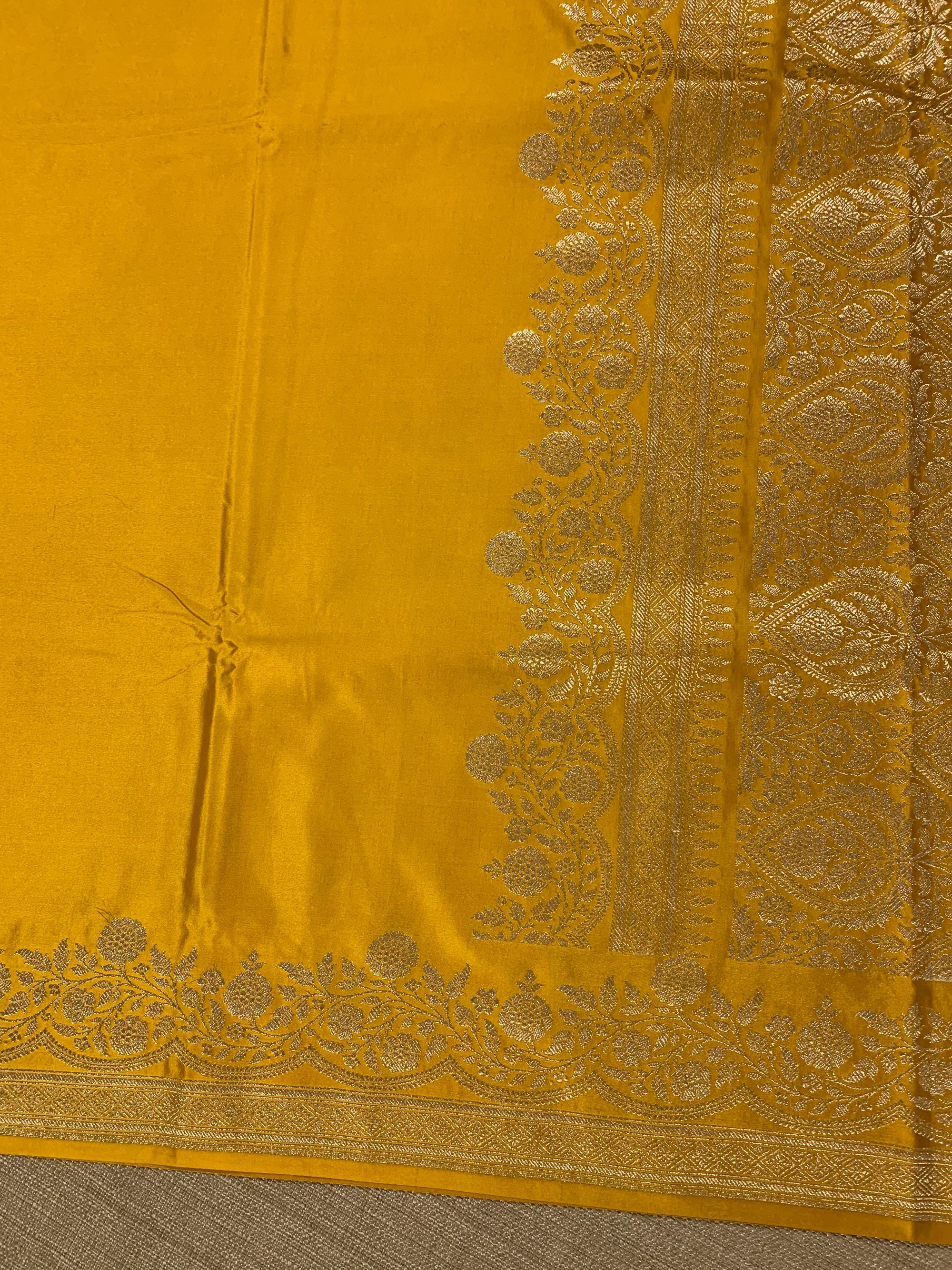 SMSSA229   Yellow Mashru Silk Saree With Scallop Border