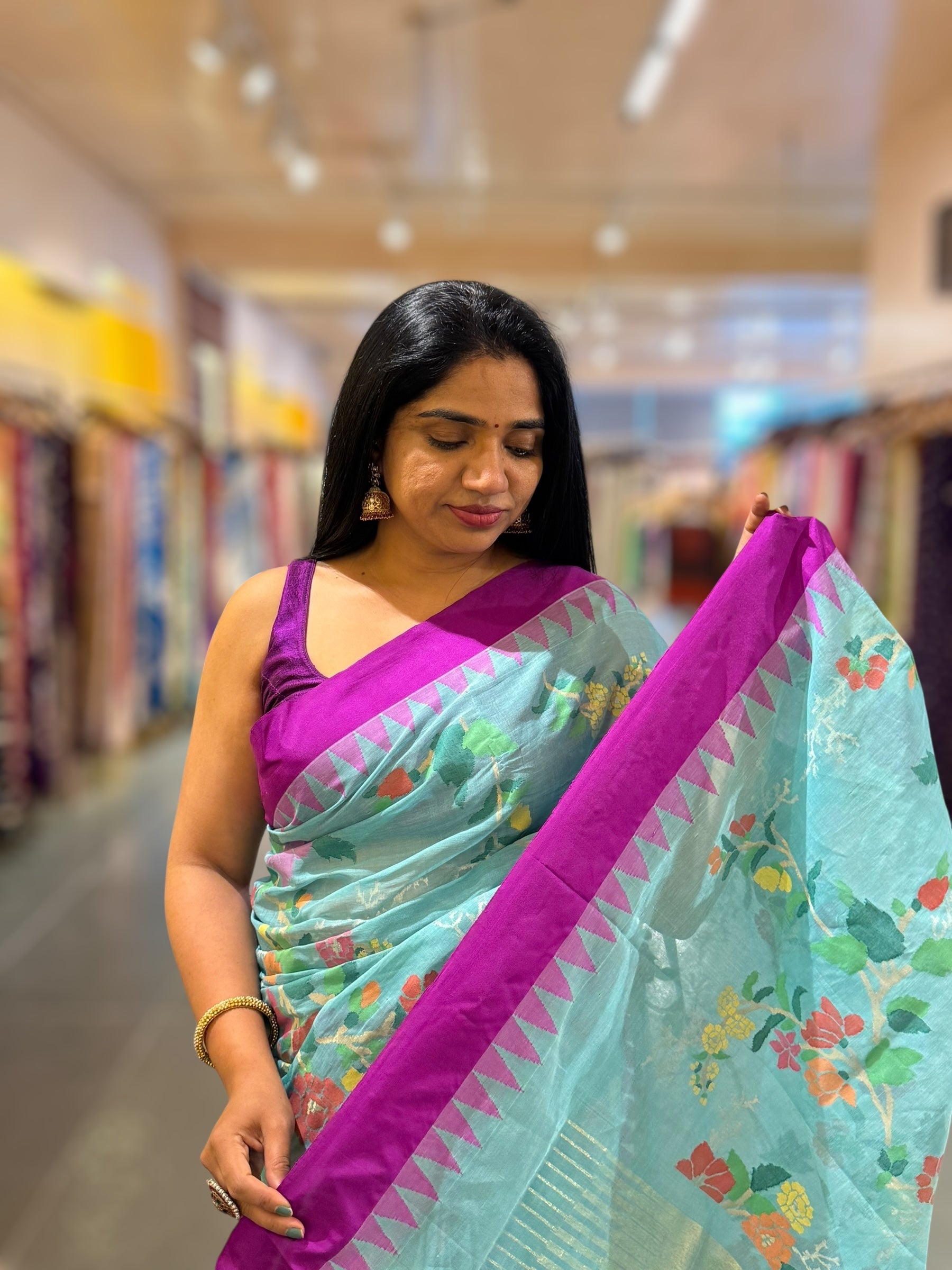 Ponduru Khadi Allover Jamdani Weave Saree With Premium 60/60 Count