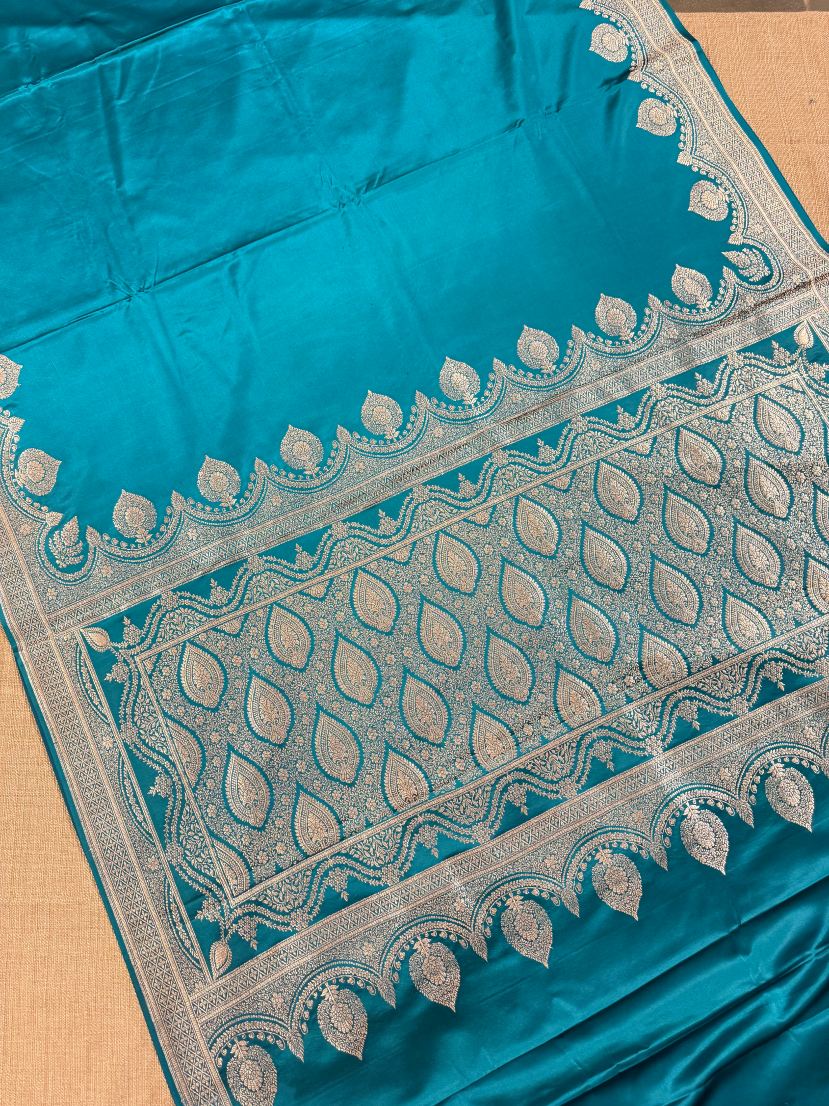 SMSSA231 Peacock Blue Mashru Silk Saree With Scallop Border